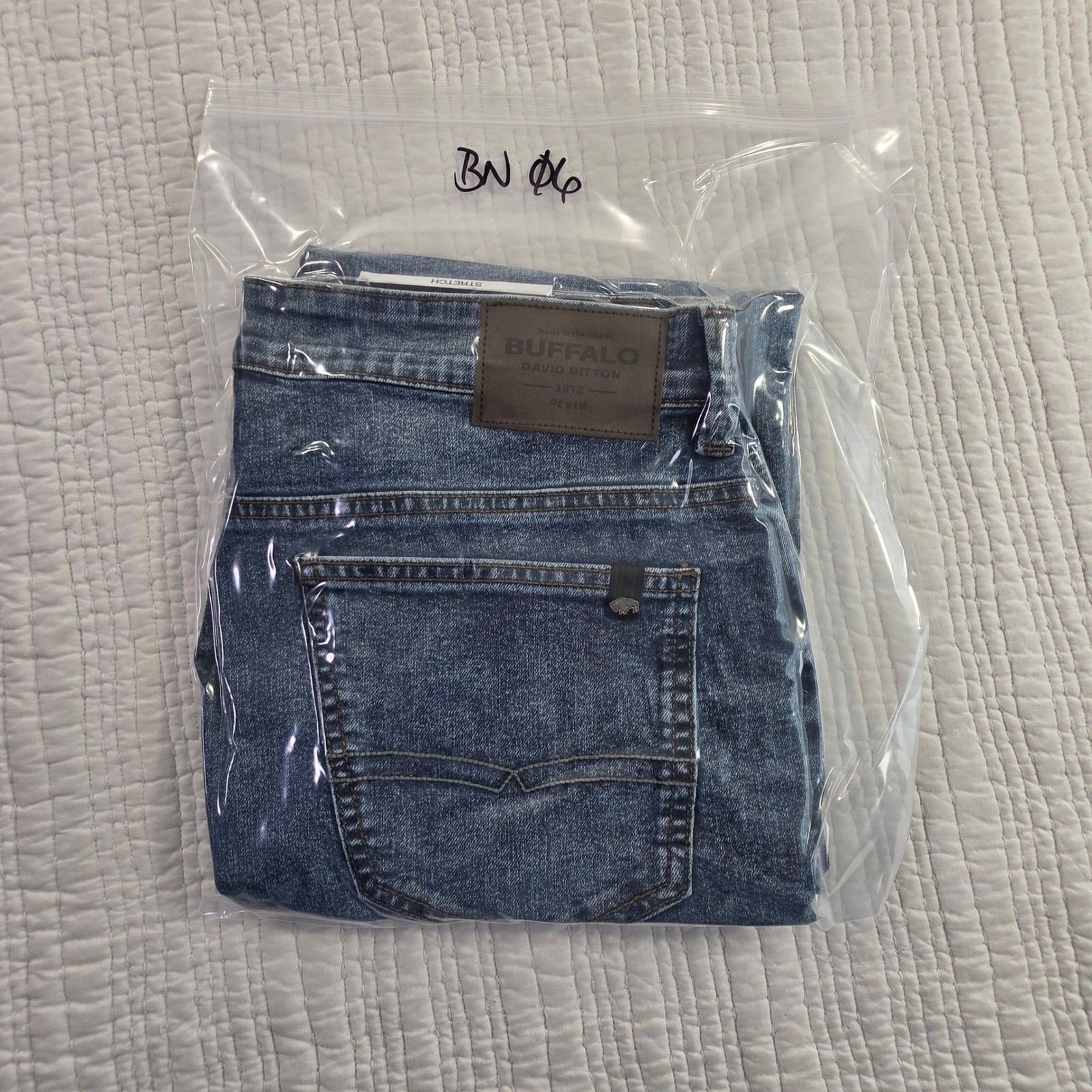 Buffalo David Bitton Straight Six Jeans Mens 32×32 Blue Acid Wash Denim NWT $109