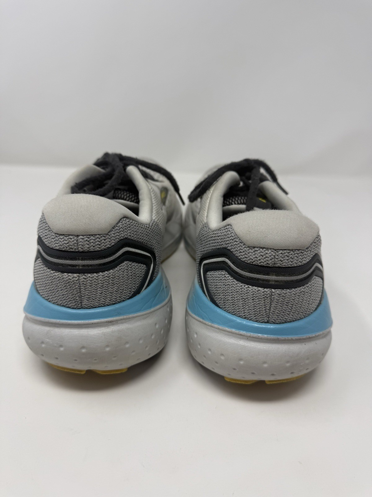 Size 11 – Brooks Glycerin 21 Coconut Forged Iron