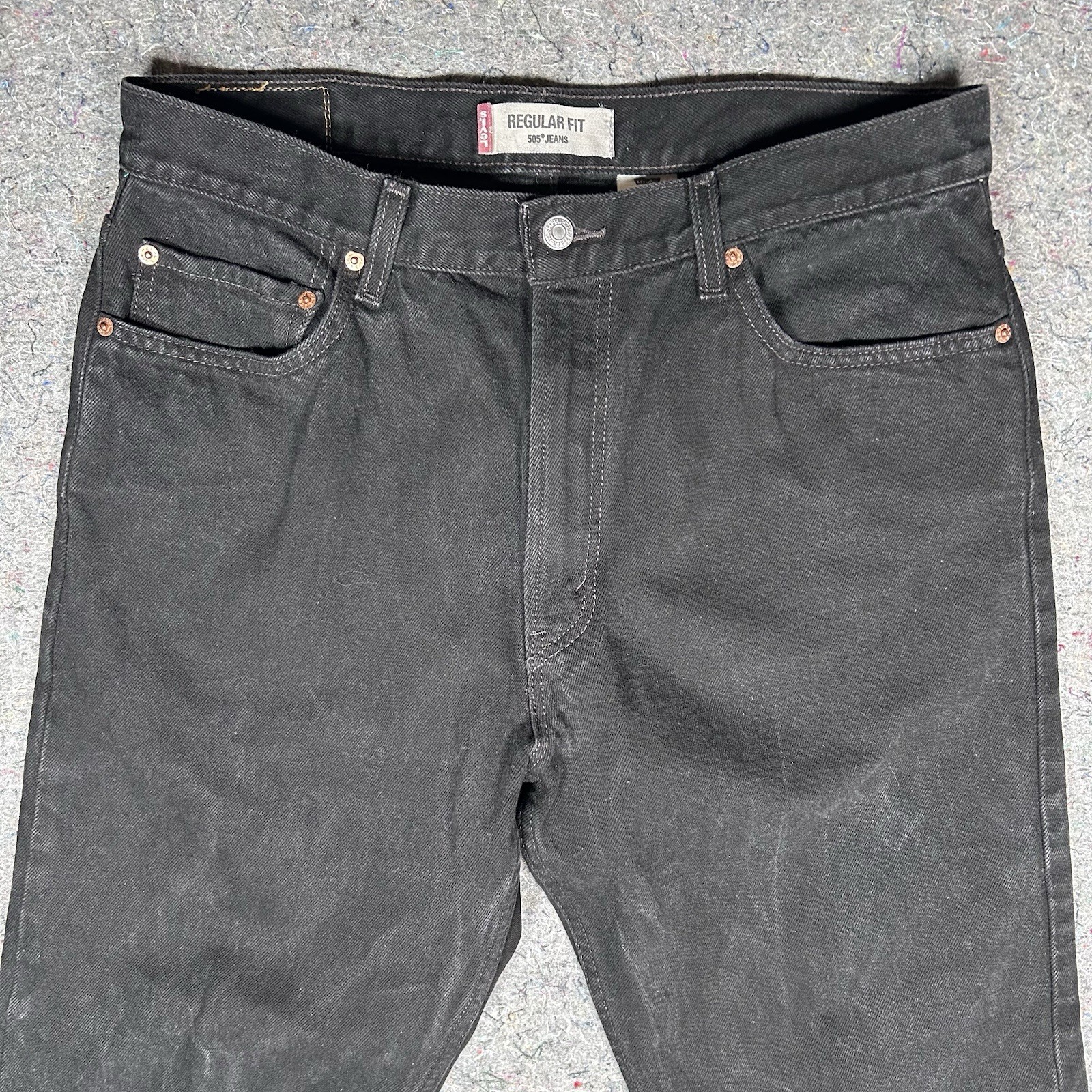 Vintage Y2K 2003 Levi’s 505 Regular Fit Straight Leg Black Denim Jeans 35X32