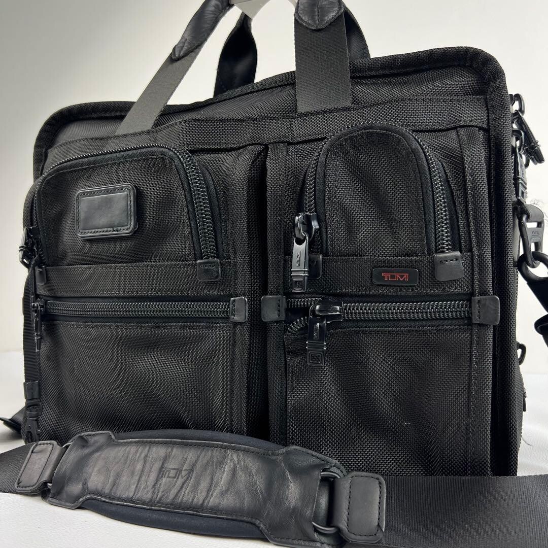 TUMI 2 Way Expandable Nylon Leather Business Bag Briefcase Black 26141DH Auth