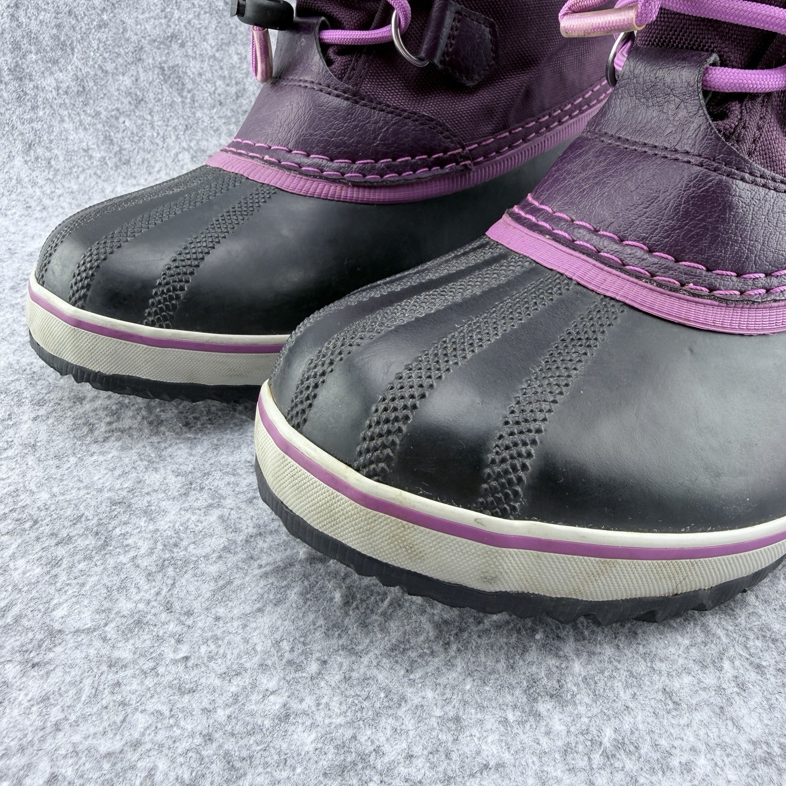 Sorel Waterproof Faux Fur Adjustable Lined Boot Women’s Size 5 Purple NY1879-562