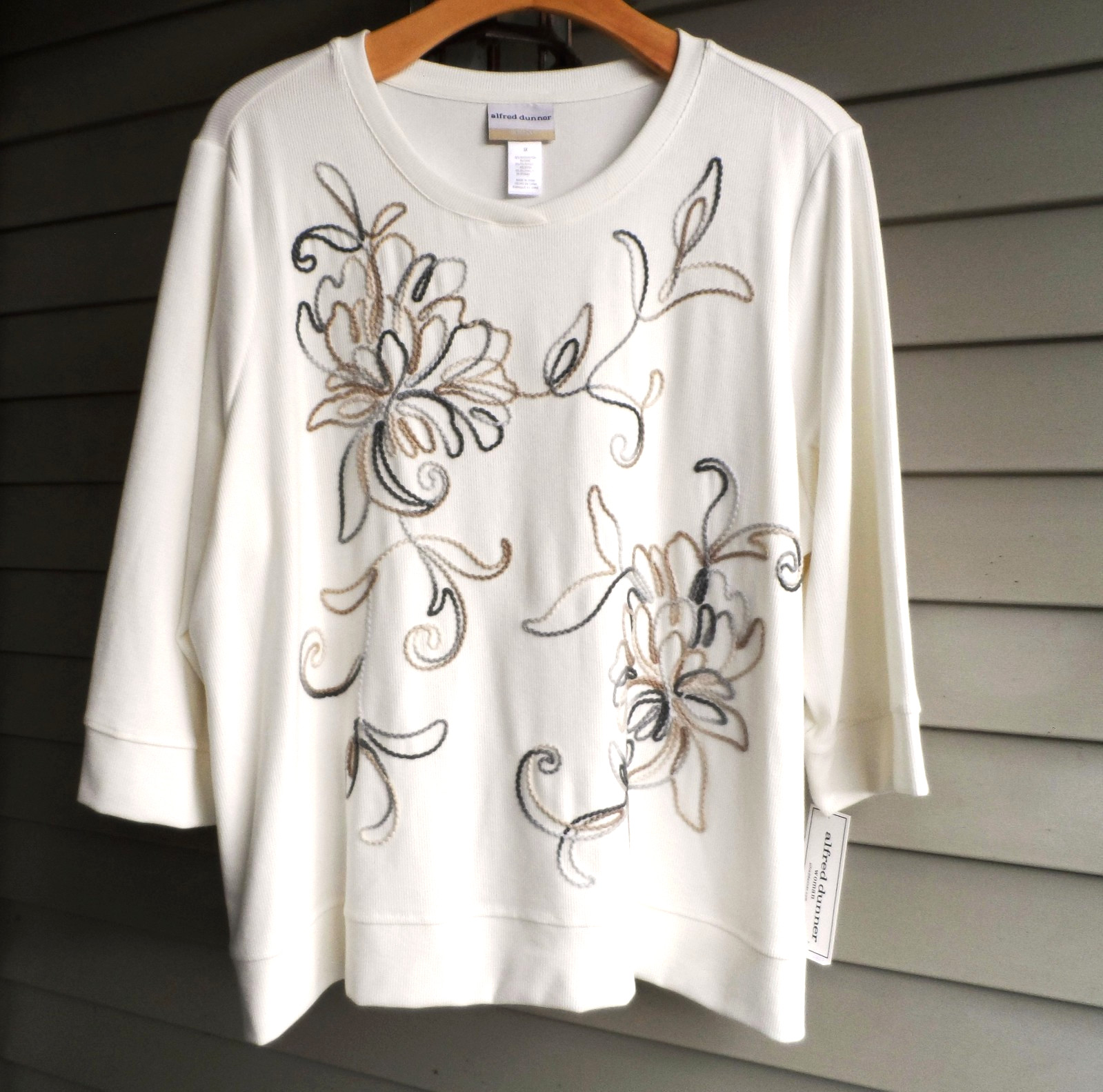 NWT ALFRED DUNNER SWIRLY SOUTACHE NEUTRAL EMROIDERY TRIMS SOFT KNIT TOP 3X $68