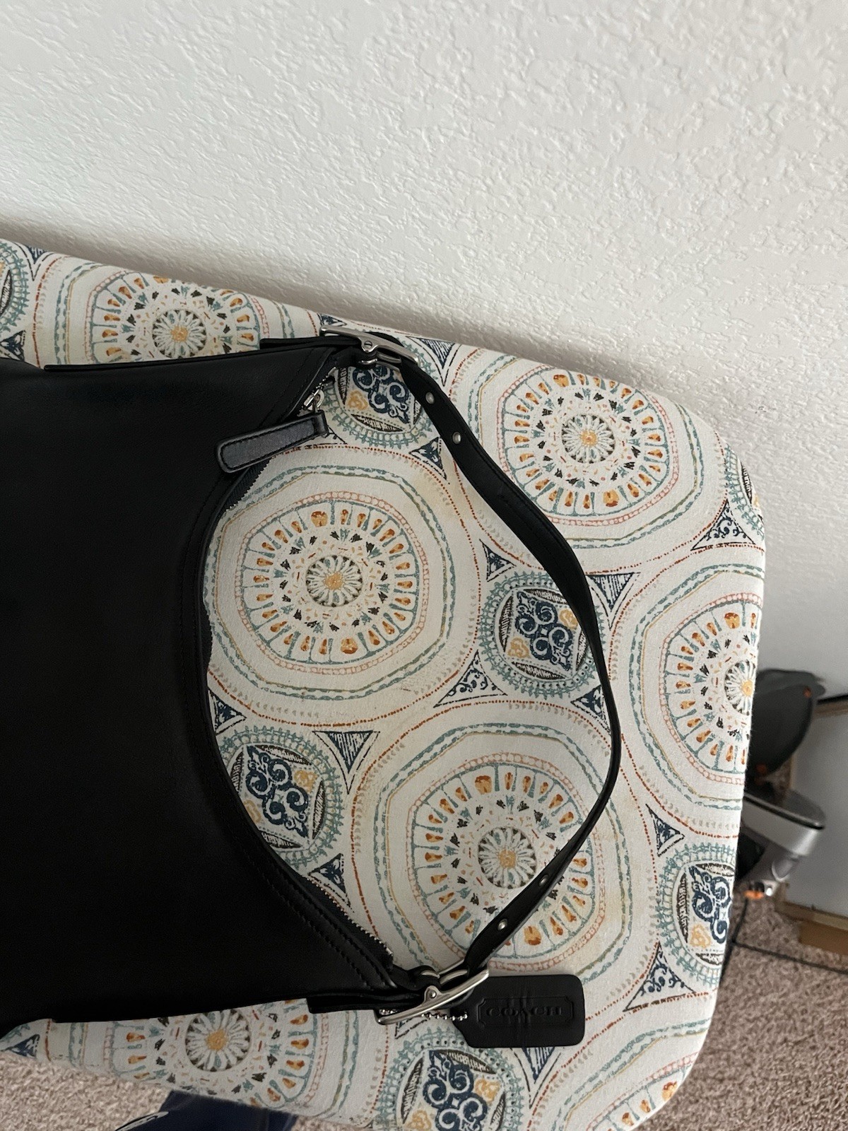 Coach 9823 Black Leather Shoulder Bag Vintage