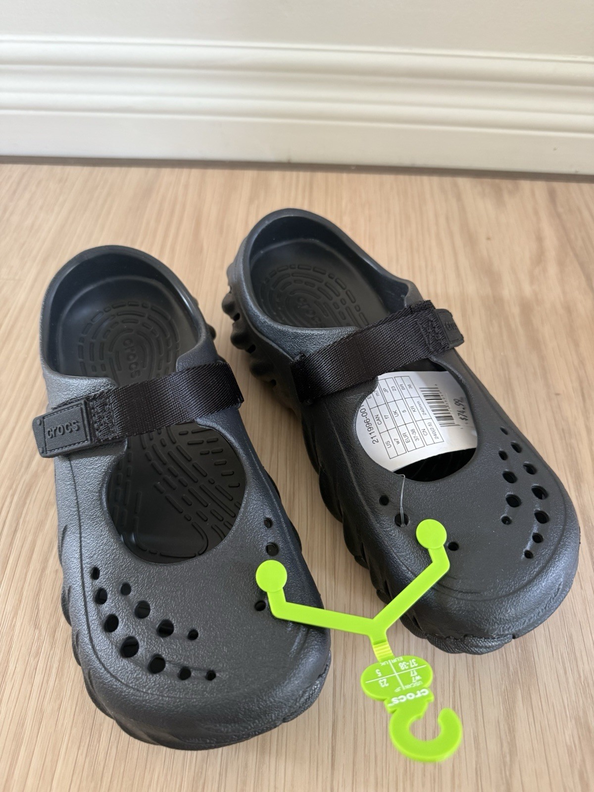 Crocs Echo Mary Jane Size W7