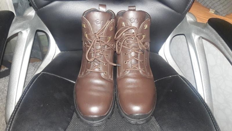 Men Ecco Boots Brown Leather 42
