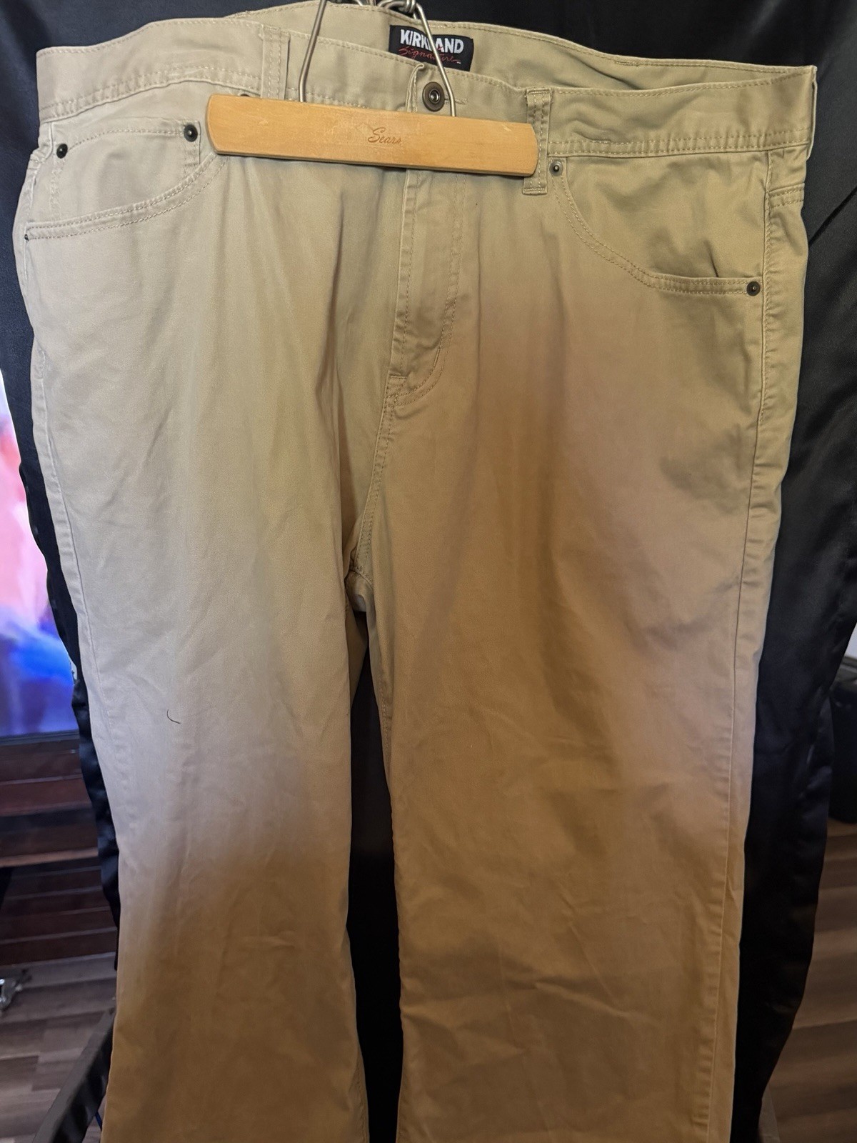 Kirkland Signature Men’s Beige Solid Casual Pants 42 Regular Flat Front 5-Pocket
