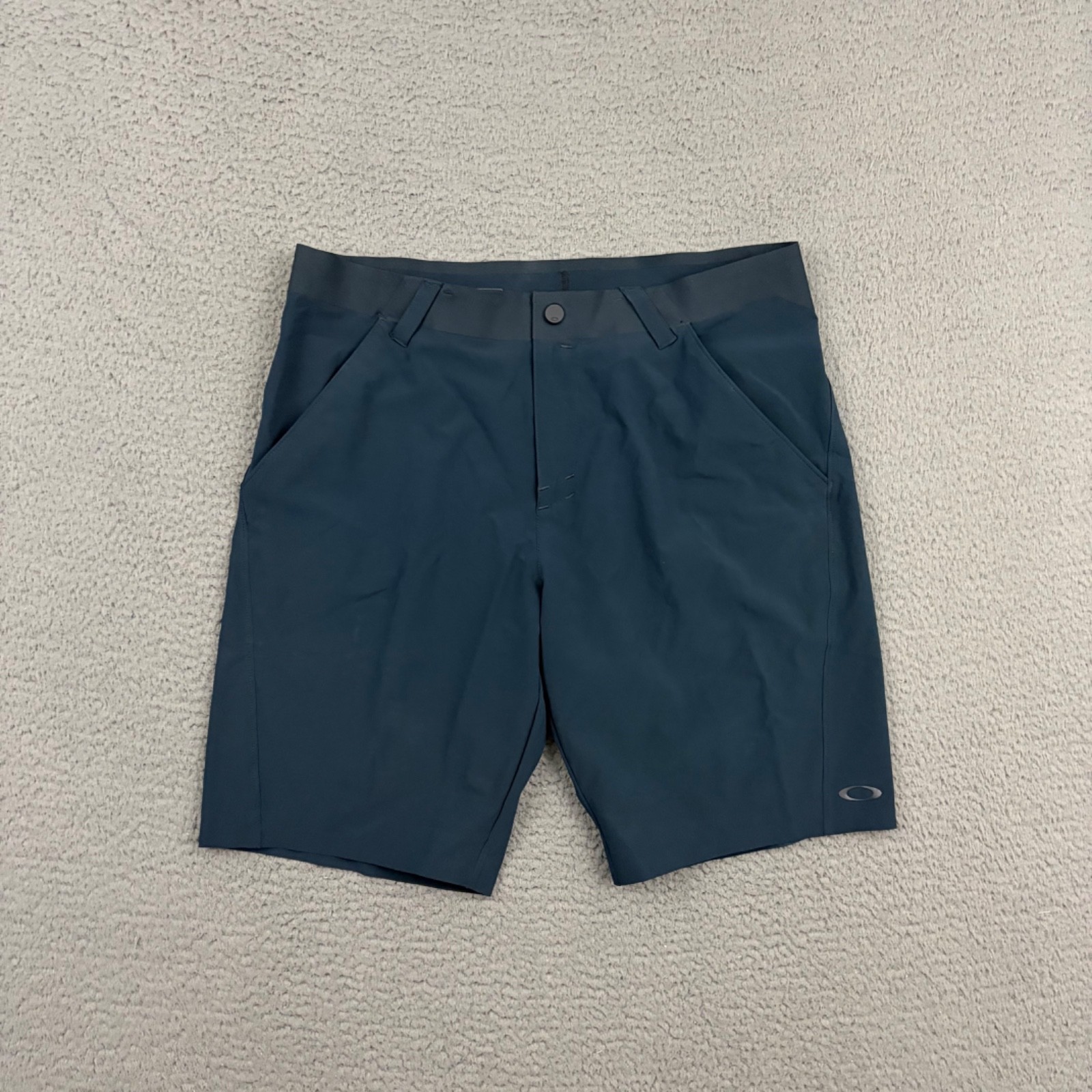 Oakley Shorts Mens Size 36 Navy Blue Tech Hybrid Pockets Beach Casual Outdoor