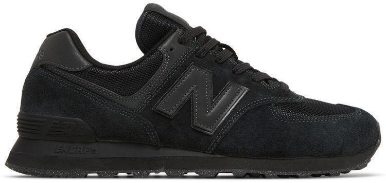 Size 9 – New Balance 574 Core Pack – Black