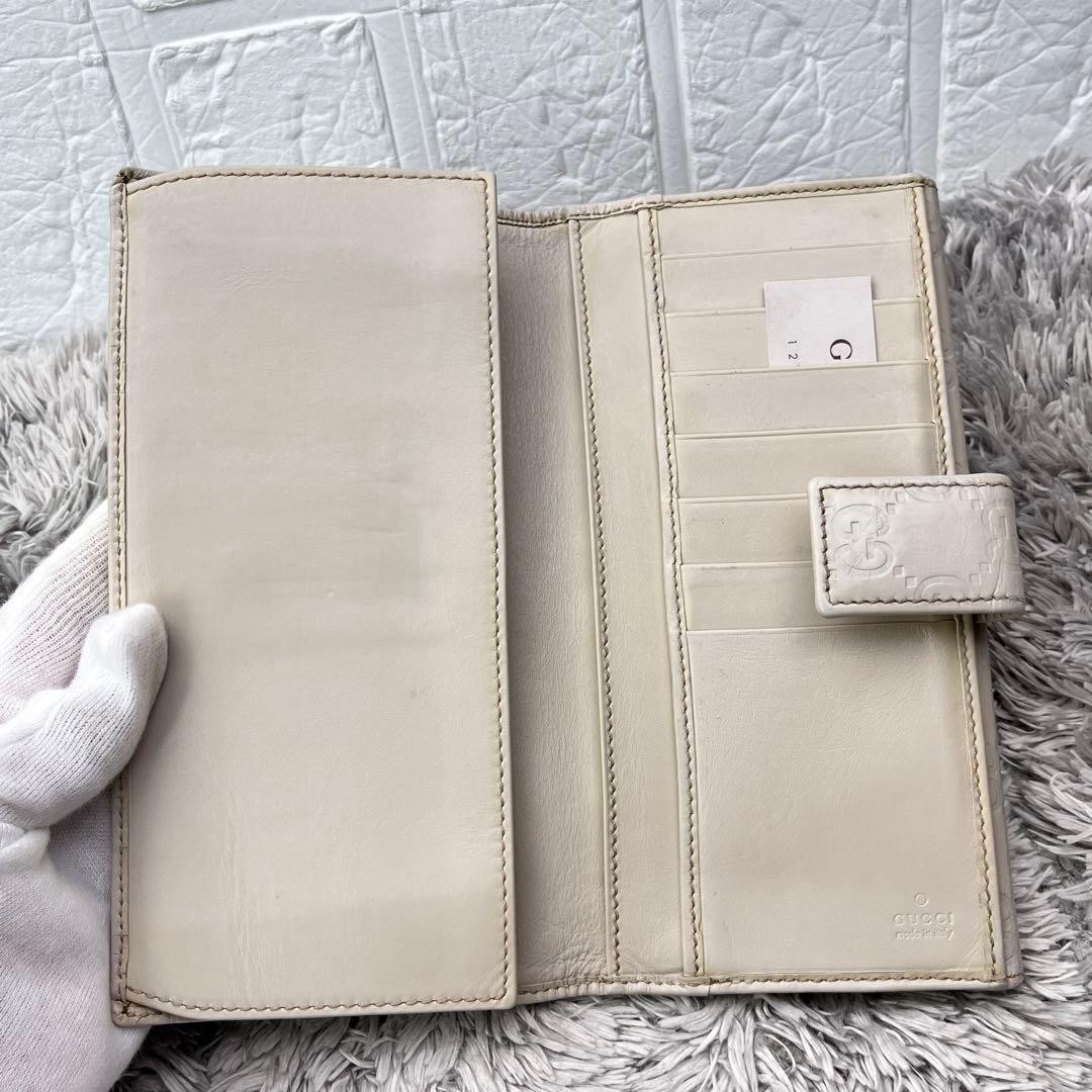 Good Condition GUCCI Shima Logo Plate W Hook White Long Wallet