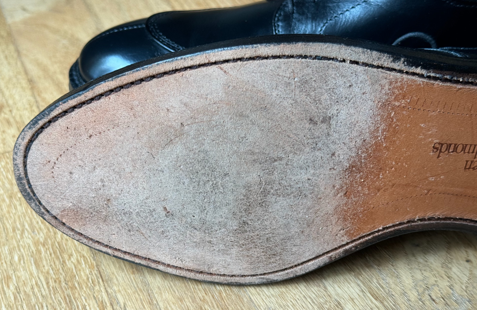 Allen Edmonds Walton Split Toe Shoe Size 9.5D (US)