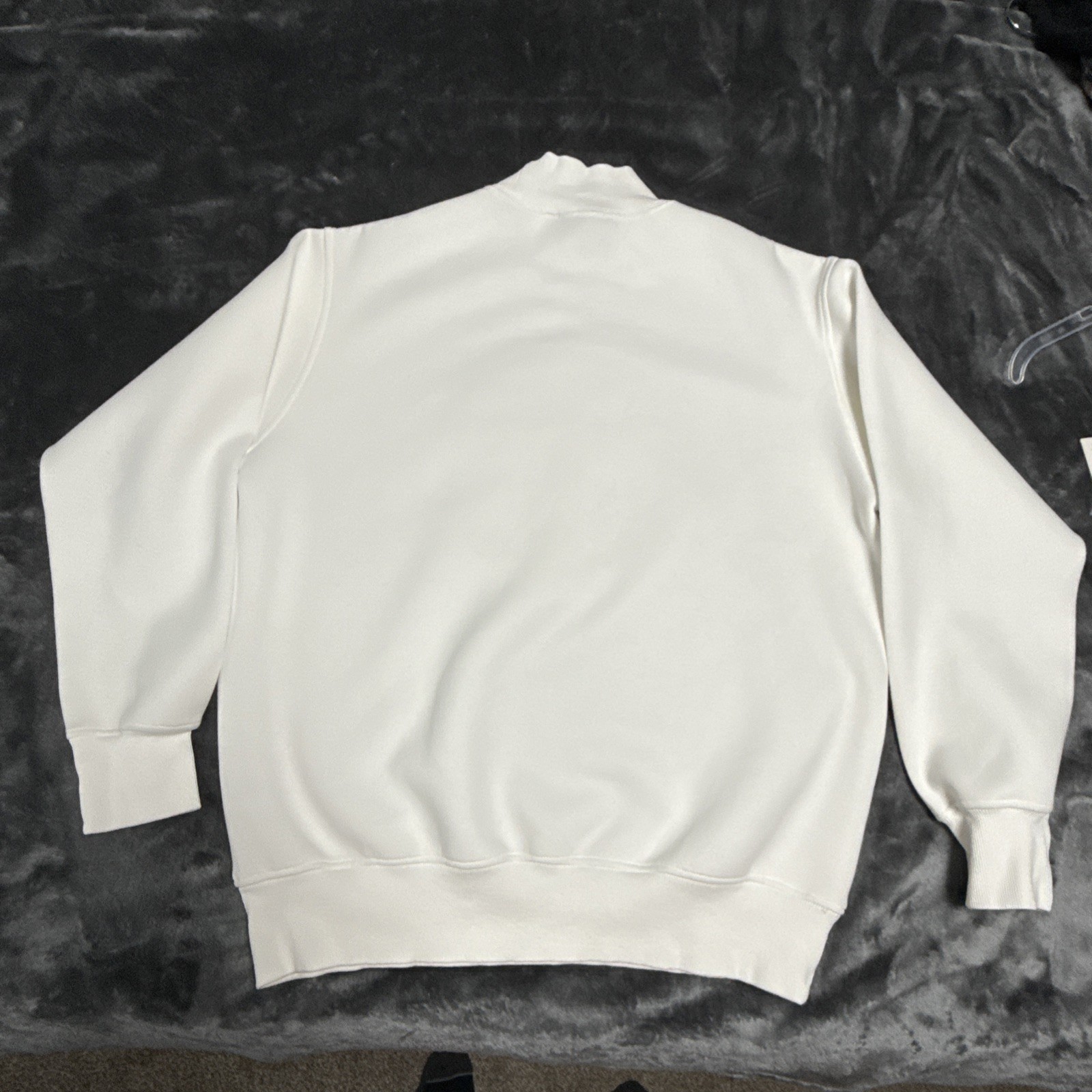 Telfar Telly Mockneck Sweatshirt in White Size XL