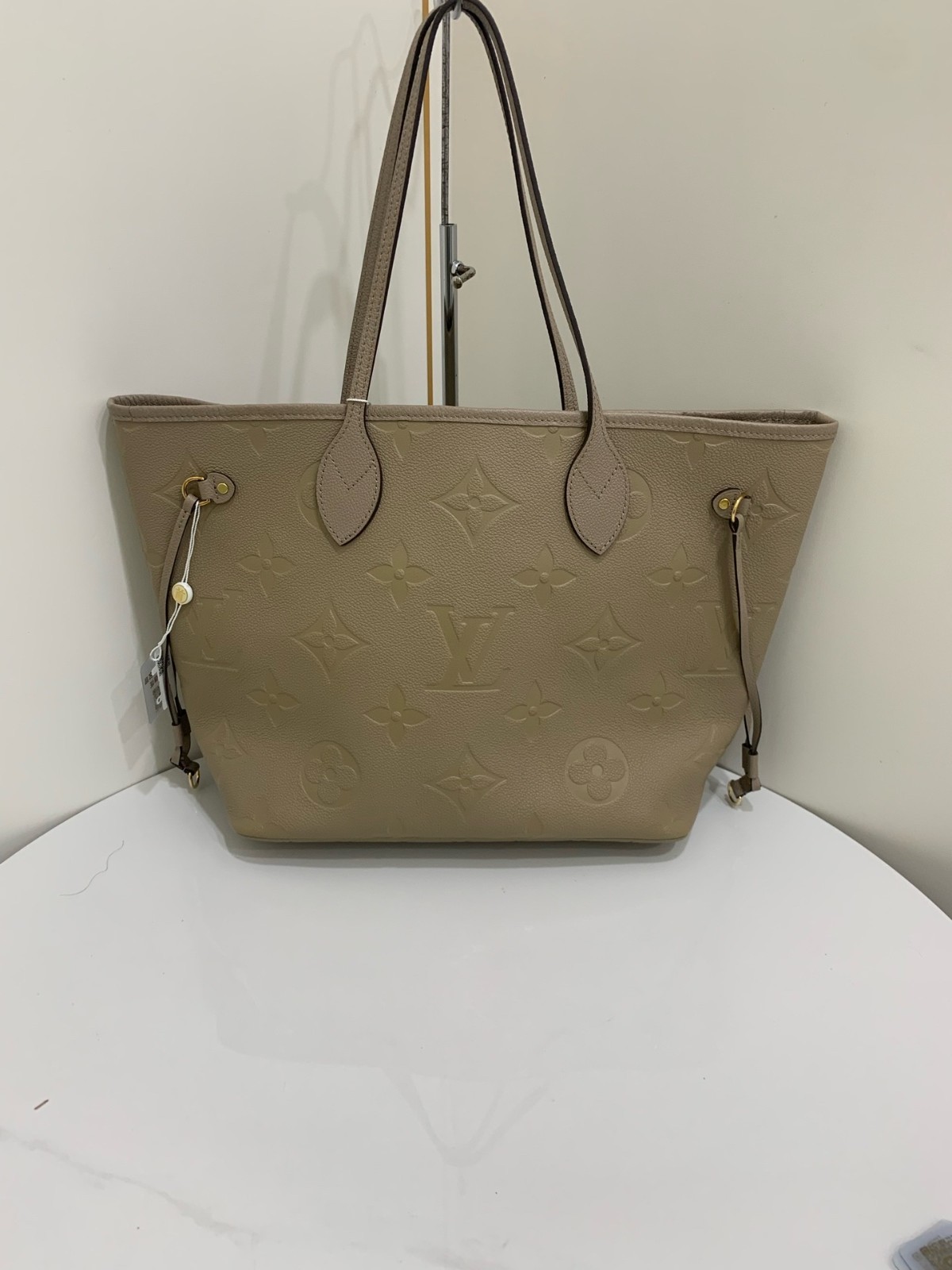 Louis Vuitton Neverfull MM Embossed Calfskin Tote Bag（Microchipped）（31×28×14）cm