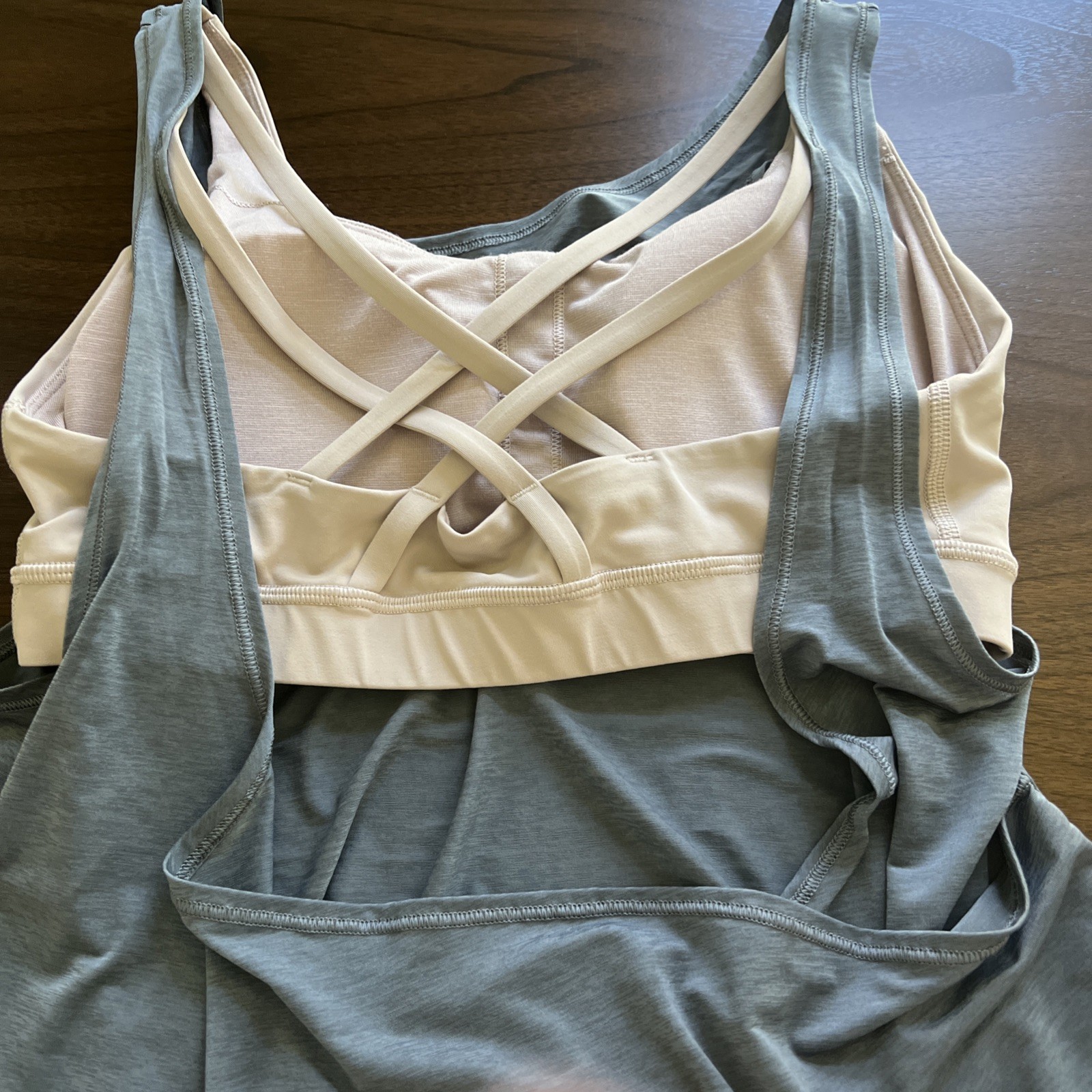 Lululemon Reenergized 2-in-1 Tank Women’s 8 Solar Grey Muse Built-in Bra Active