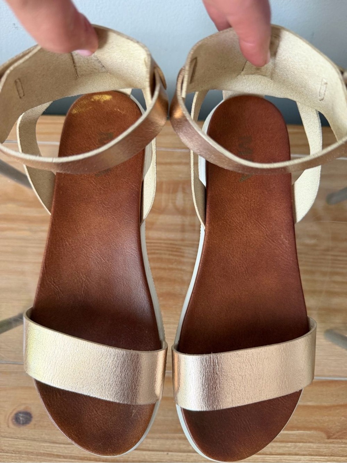 MIA Ellen Rose Gold Round Toe Ankle Strap Womens Sandals Size 8
