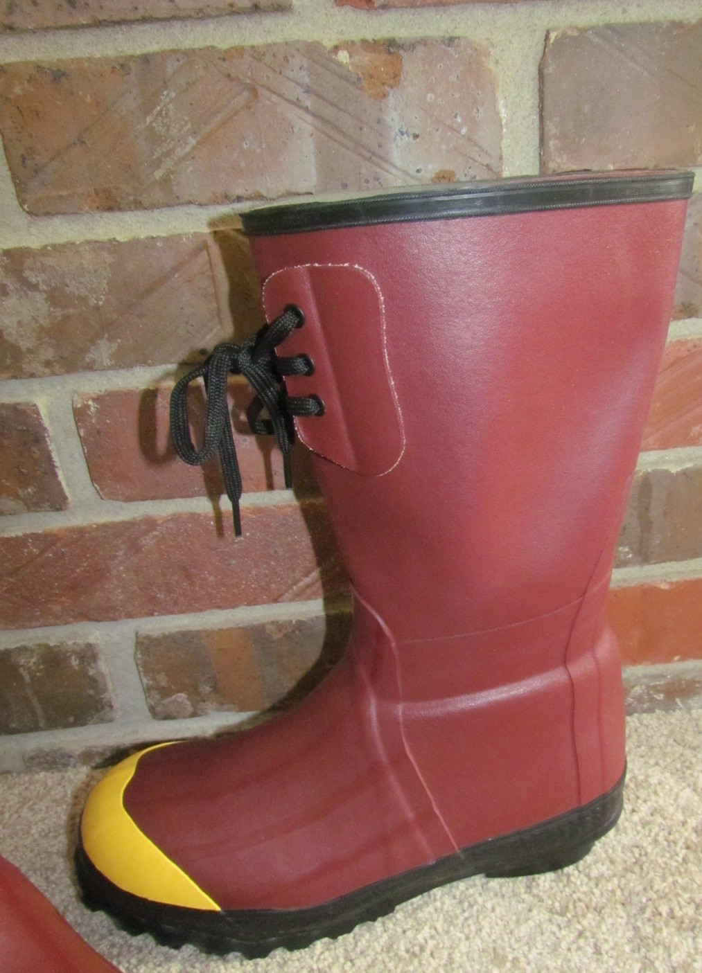 LACROSSE Rubber Waterproof Insulated Steel Toe Boot Men Sz 8 Work Hunting NEW