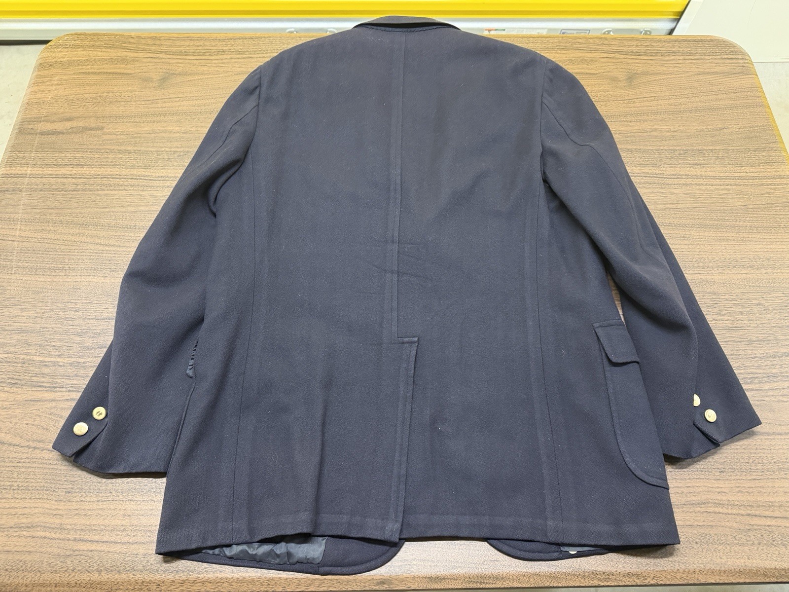 Vintage Yale Silliman College Men’s Black Blazer – Deansgate Co-Op – 46R