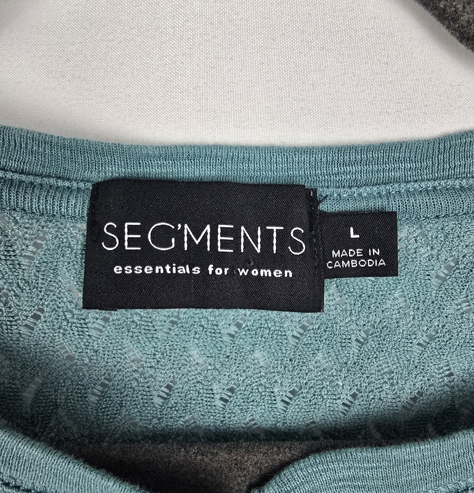 Seg’ments Essentials Lace Trim Minimalist Henley Long Sleeve Top sz L