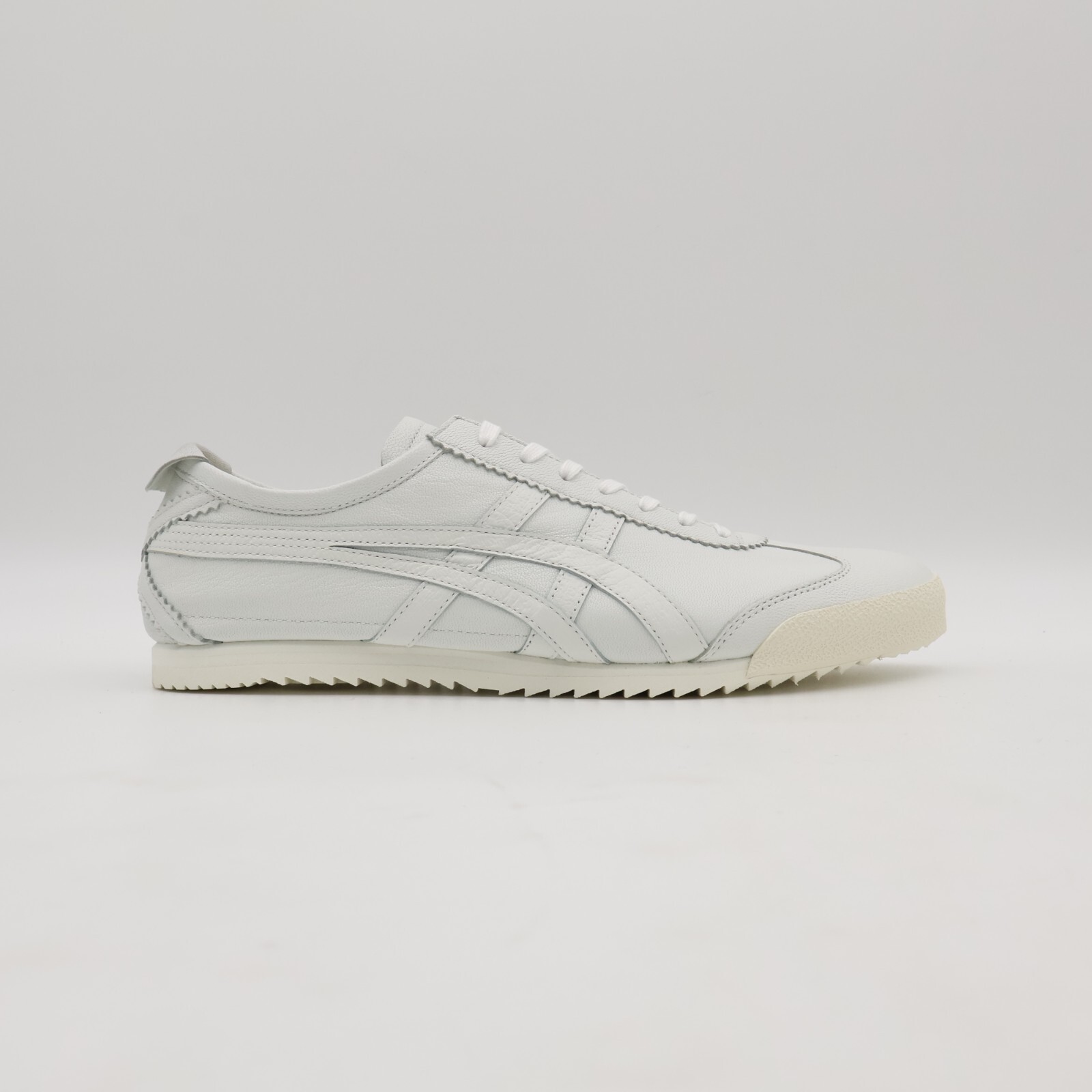 1181A367-101 Onitsuka Tiger NIPPON MADE Mexico 66 Deluxe White (Men’s)