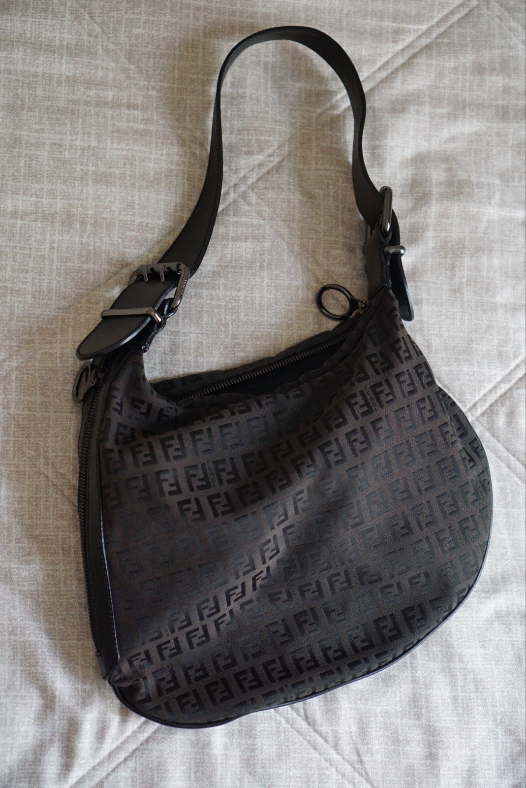 Fendi Zucca Oyster hobo Shoulder Bag Black Leather Original Vintage
