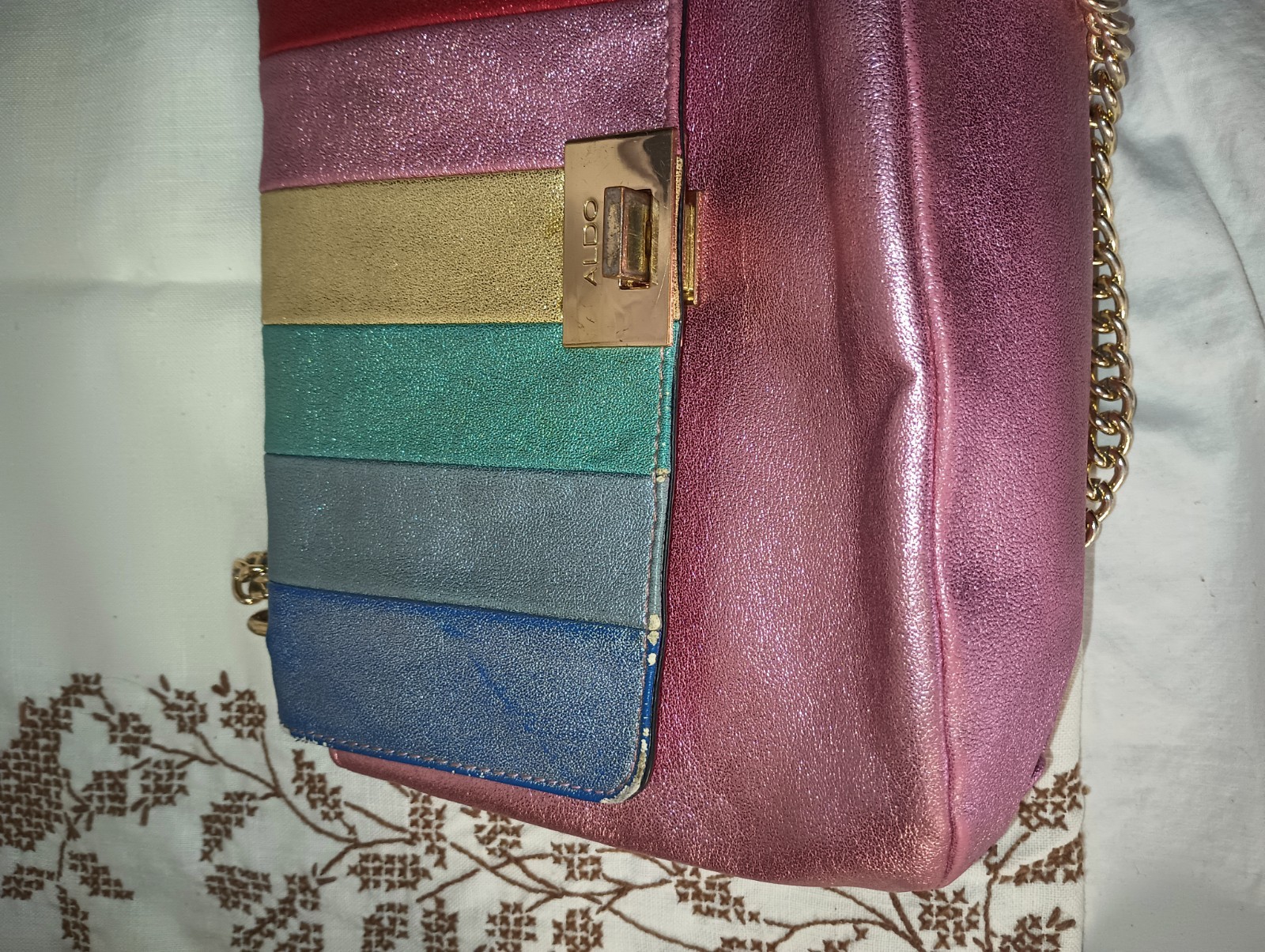 ALDO Metallic Pink Rainbow Colorblock Shoulder Bag Gold Chain Strap Clasp