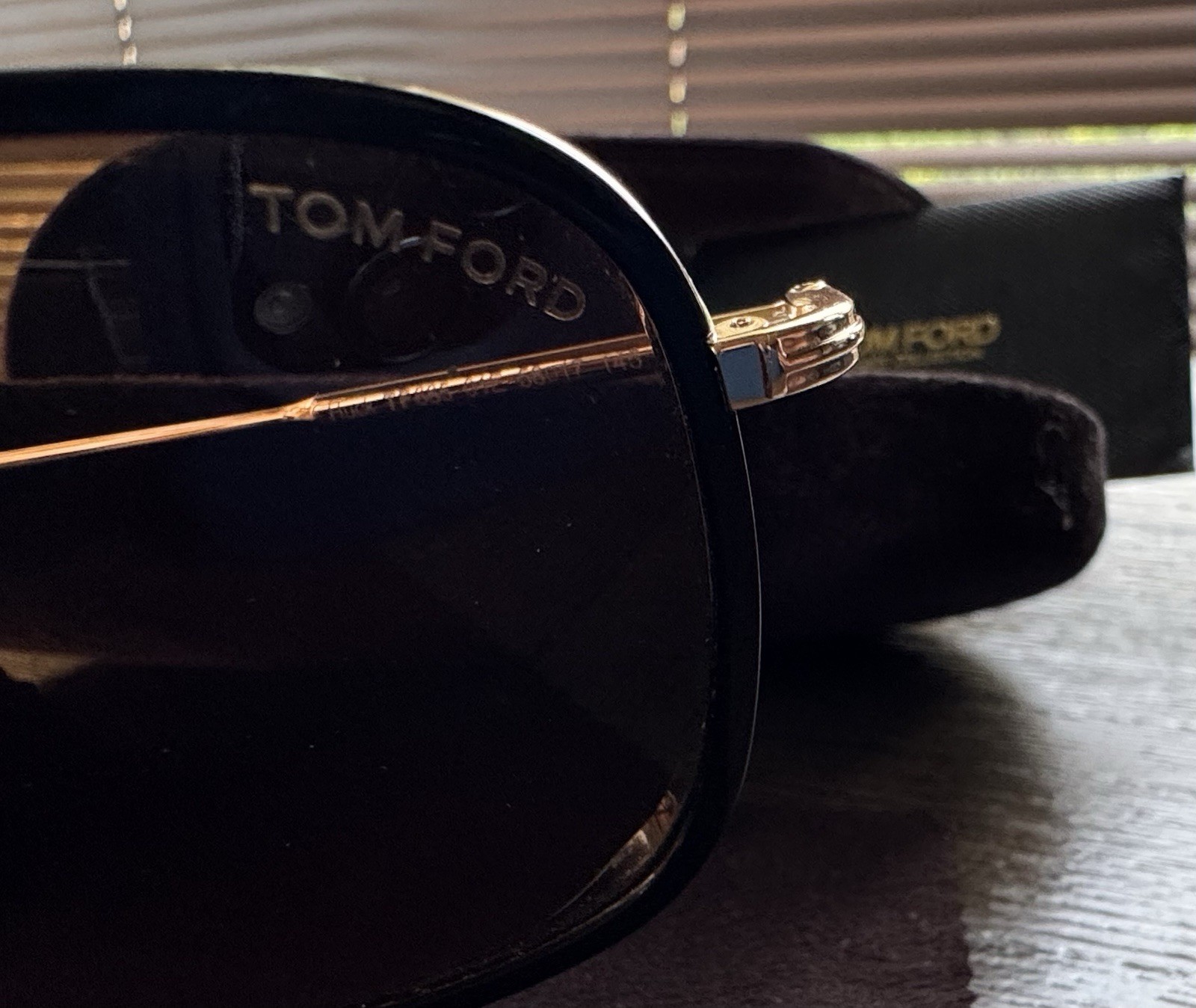 Tom Ford Huck TF665 01E Sunglasses Black/Gold Brown Lenses 58-17 145 w/ Case