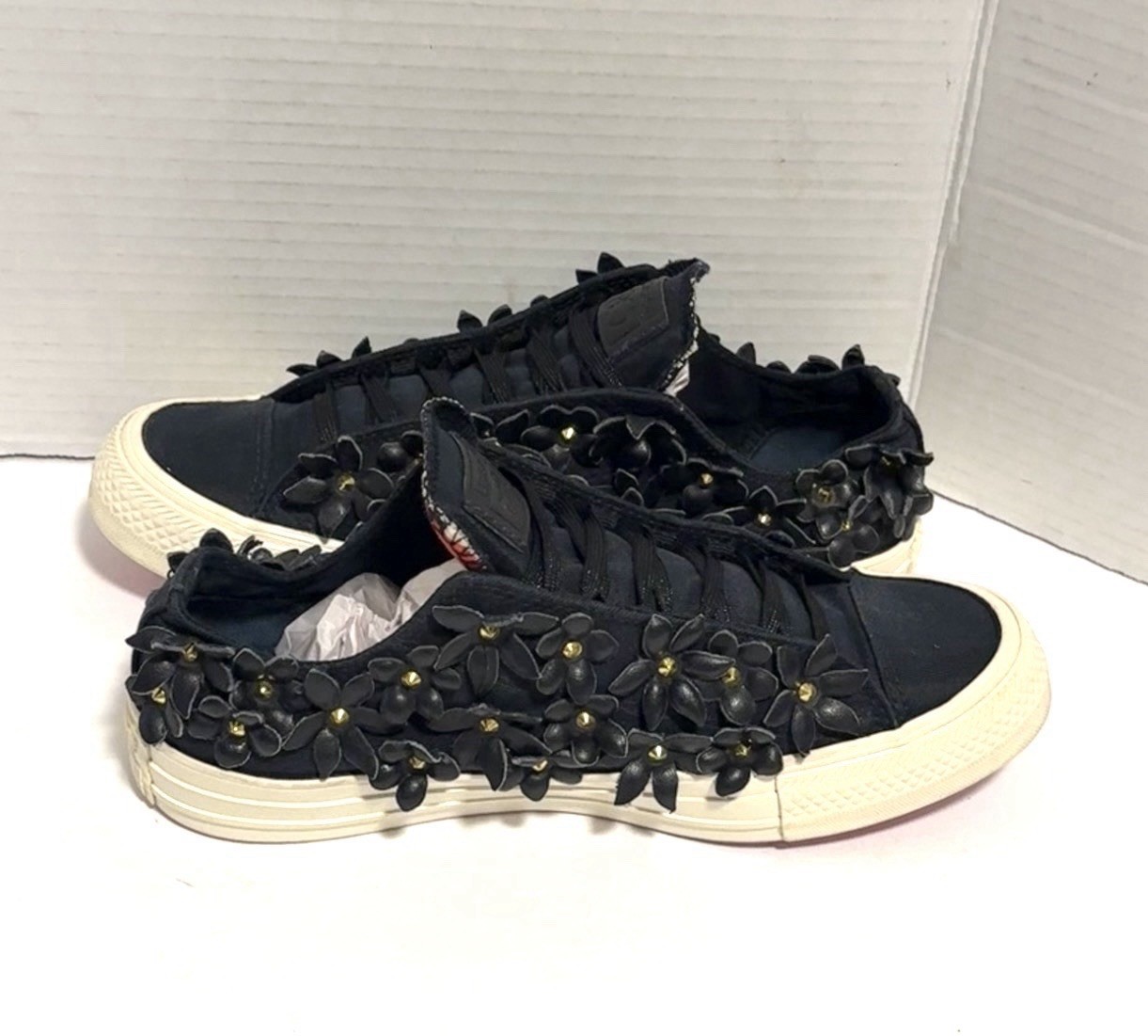Converse Women’s Patbo Low Classic OX Black Floral Shoes 554863C (Womens Size 7)