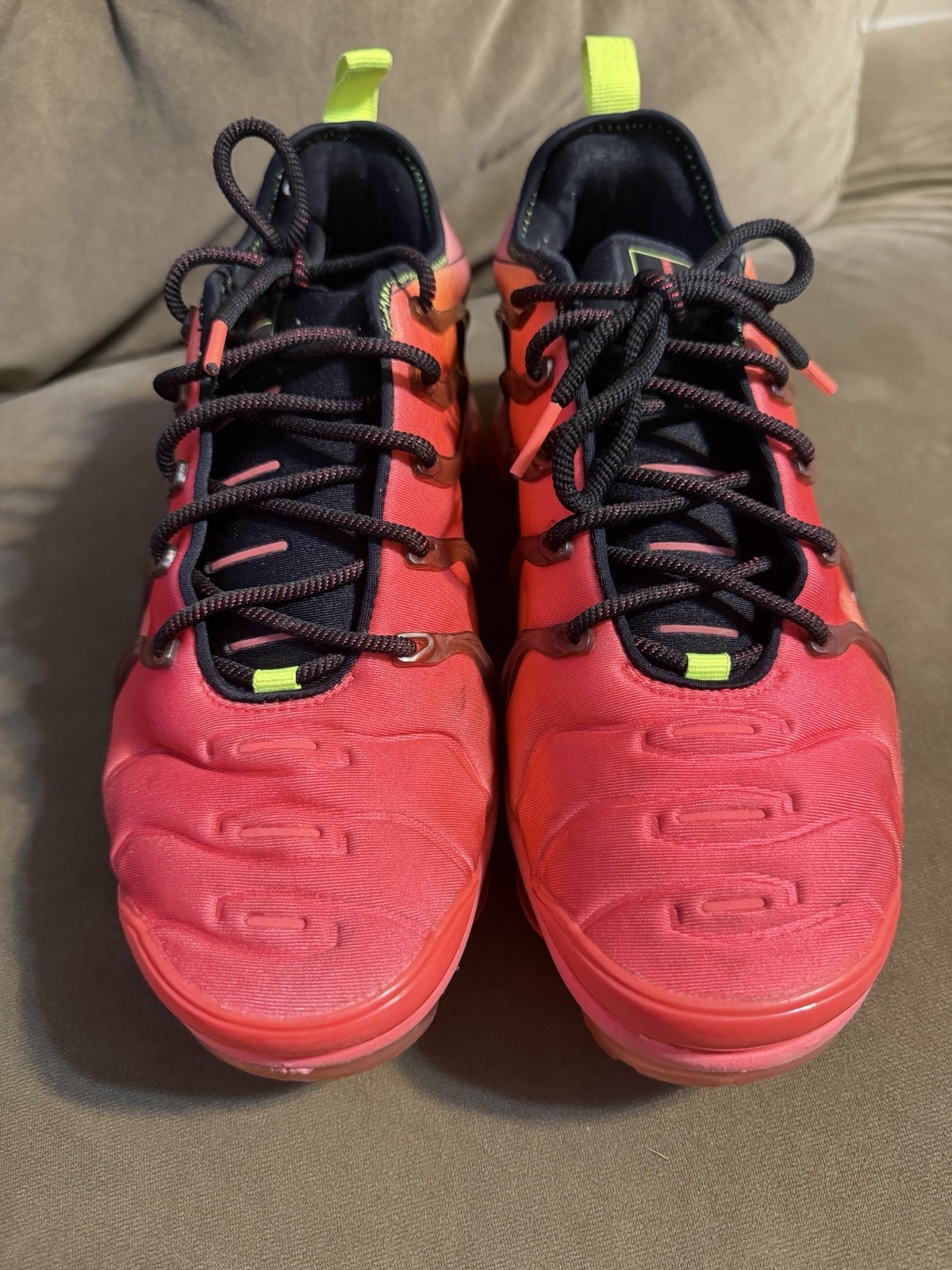 Nike Air VaporMax Plus Laser Crimson Low Top Lace-Up Sneaker CU4709-001