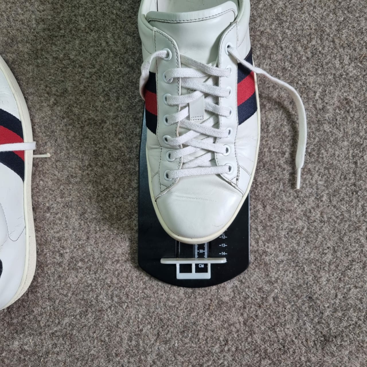 Gucci Shoes Men Ace Sneakers White Leather Navy Red Web Stripe Gucci Size 9 US