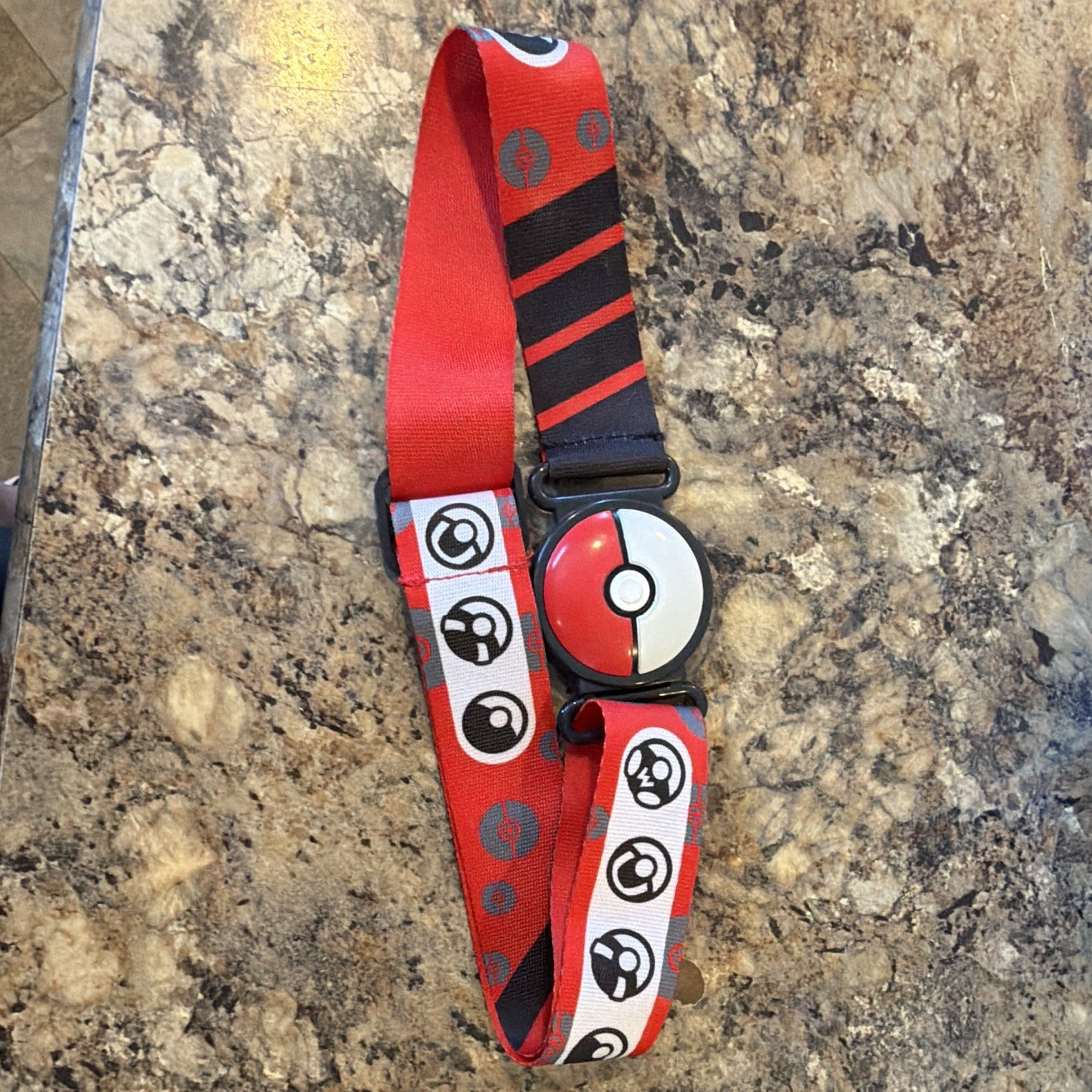 Pokémon Poké Ball Graphic Adjustable Webbed Belt w/ Plastic Buckle One Size