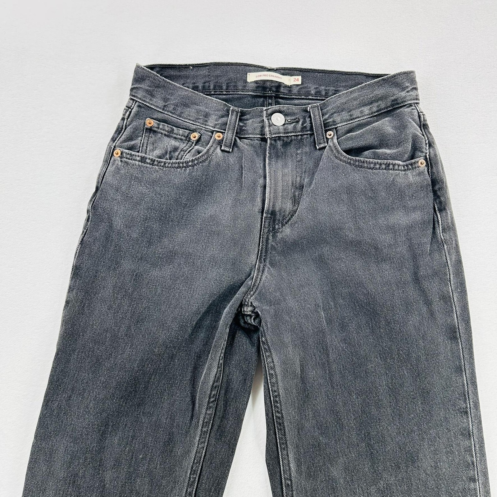 Levi’s Low Pro Straight Jeans Womens 24 Gray Charcoal Wash Denim Pants 5 Pocket