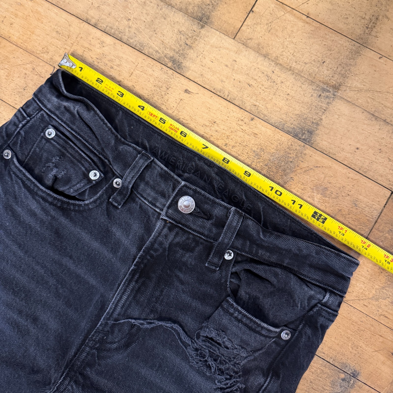 American Eagle Jeans Sz 2 Black Womens Stovepipe Baggy Denim Stretch Fray Hem