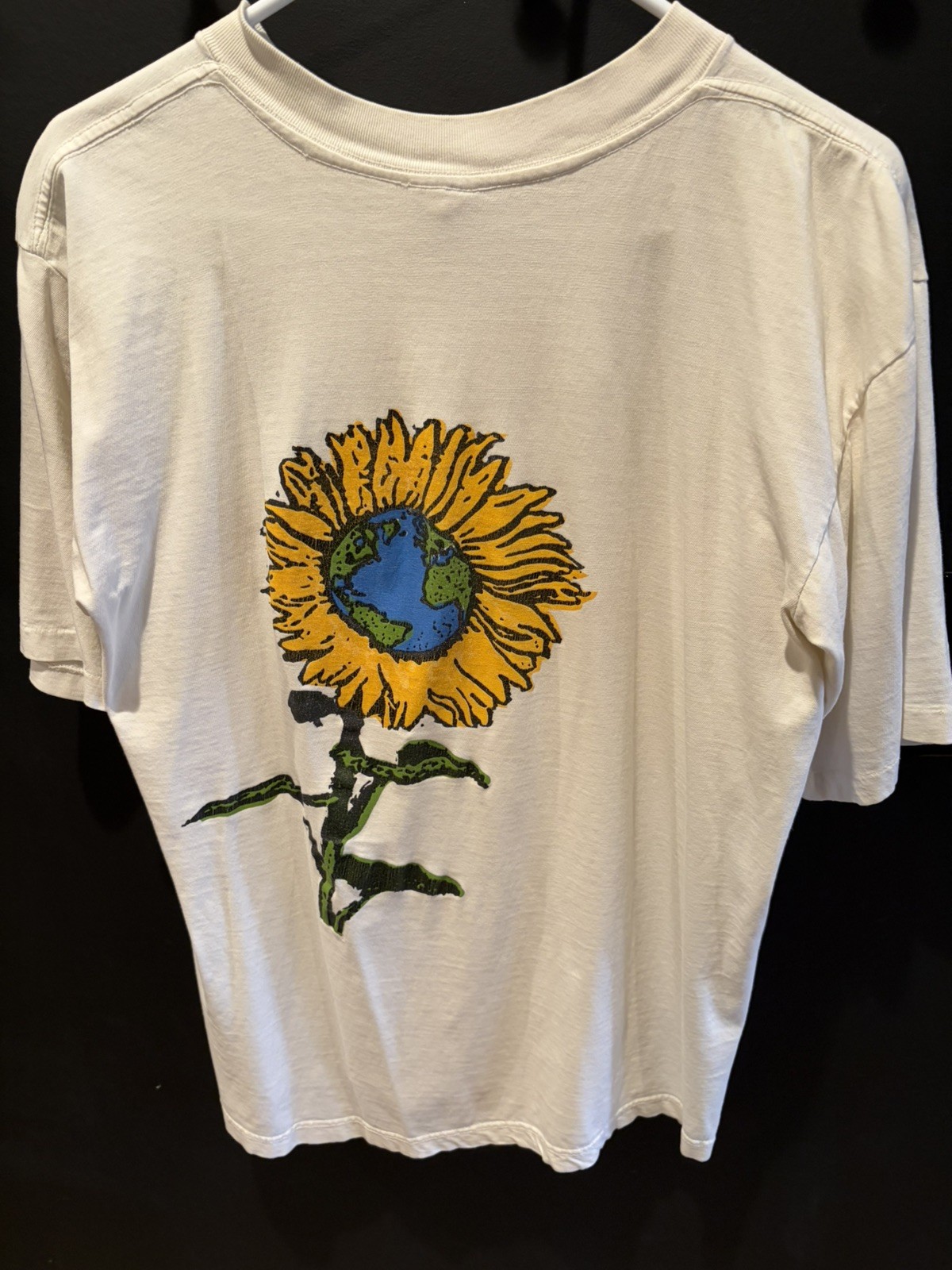 Vintage World T Shirt Mens Size L White 90s Earth Day Flower Shirt