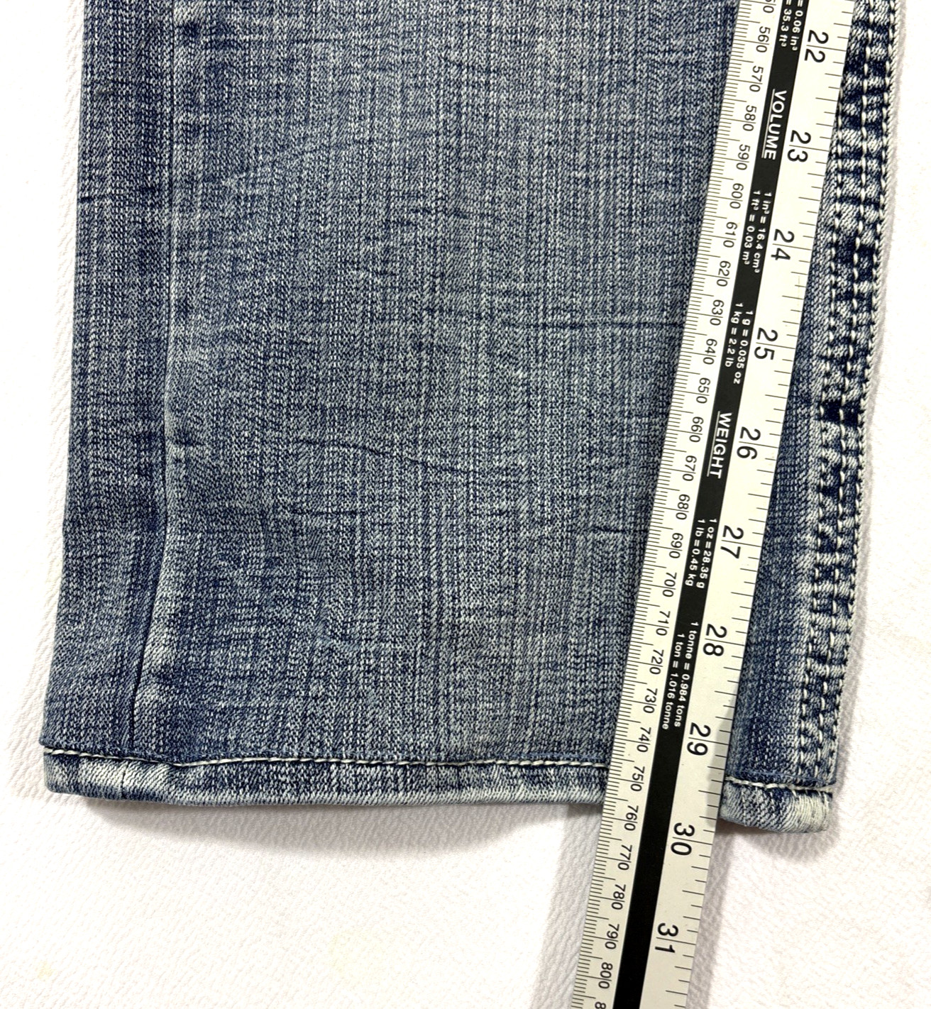 Salvage Buckle Mayhem Jeans Mens 33R Straight Fit Light Wash Whiskered Denim EUC