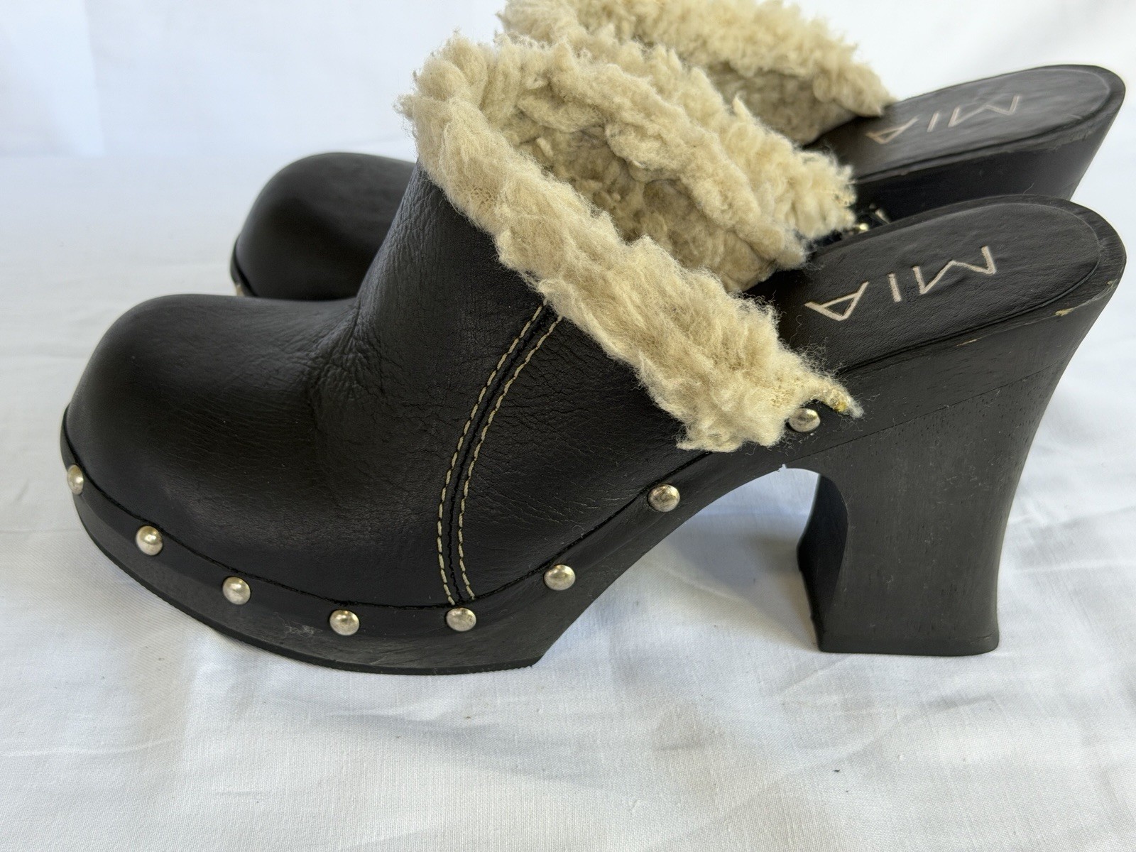 MIA Women’s Size 8M Black Leather Shearling Fur Lined Studded Heel Clogs Brazil