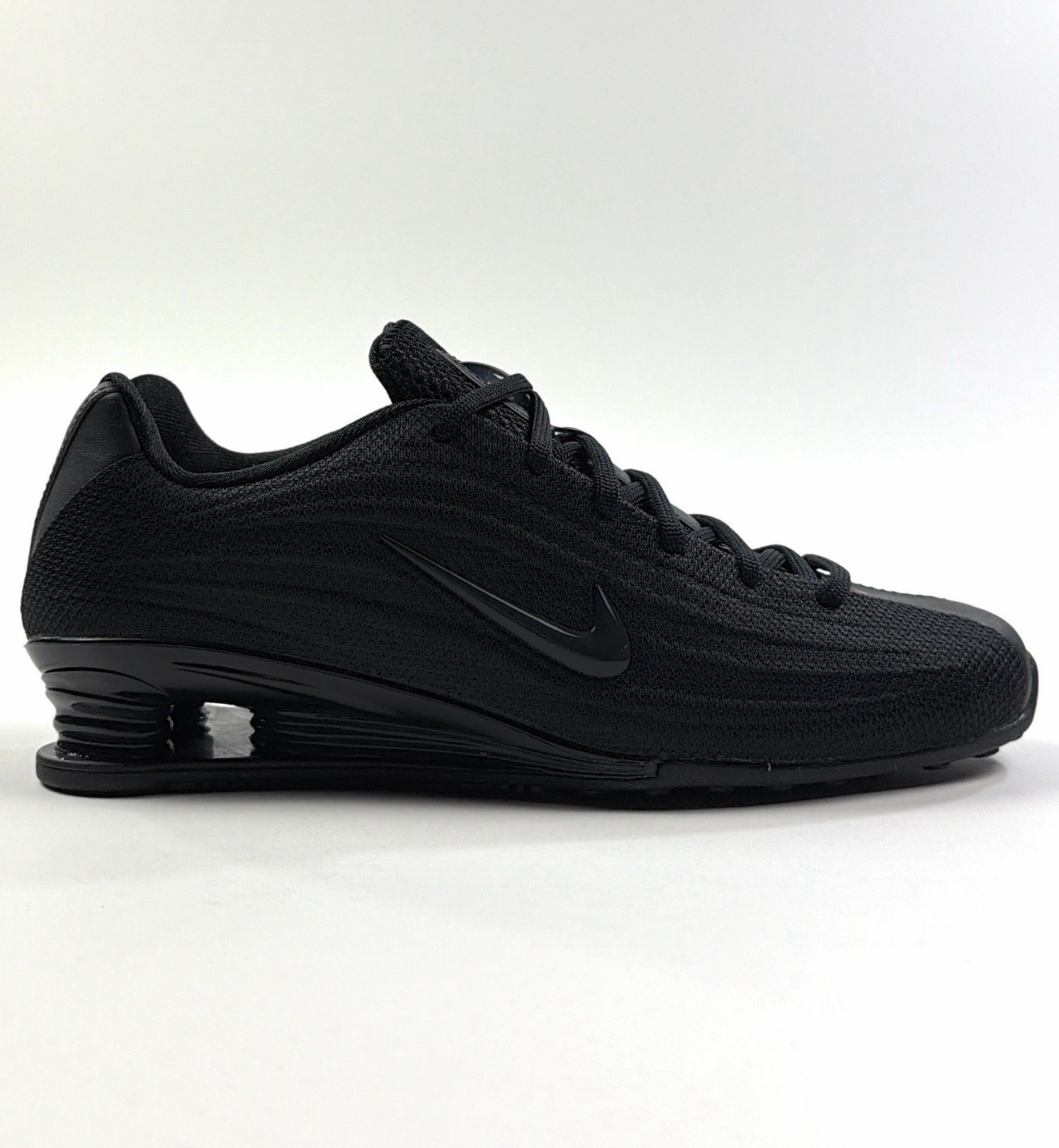 Nike Shox Z Black Red Womens 8 Shoes Sneakers Athletic Running Casual HQ7540-003