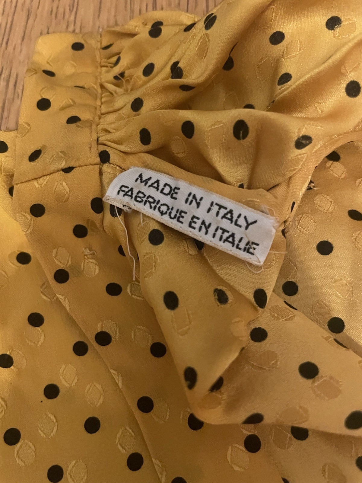 Valentino Boutique Silk Polka Dot Lined 3pc Skirt blouse Suit Yellow Size 2