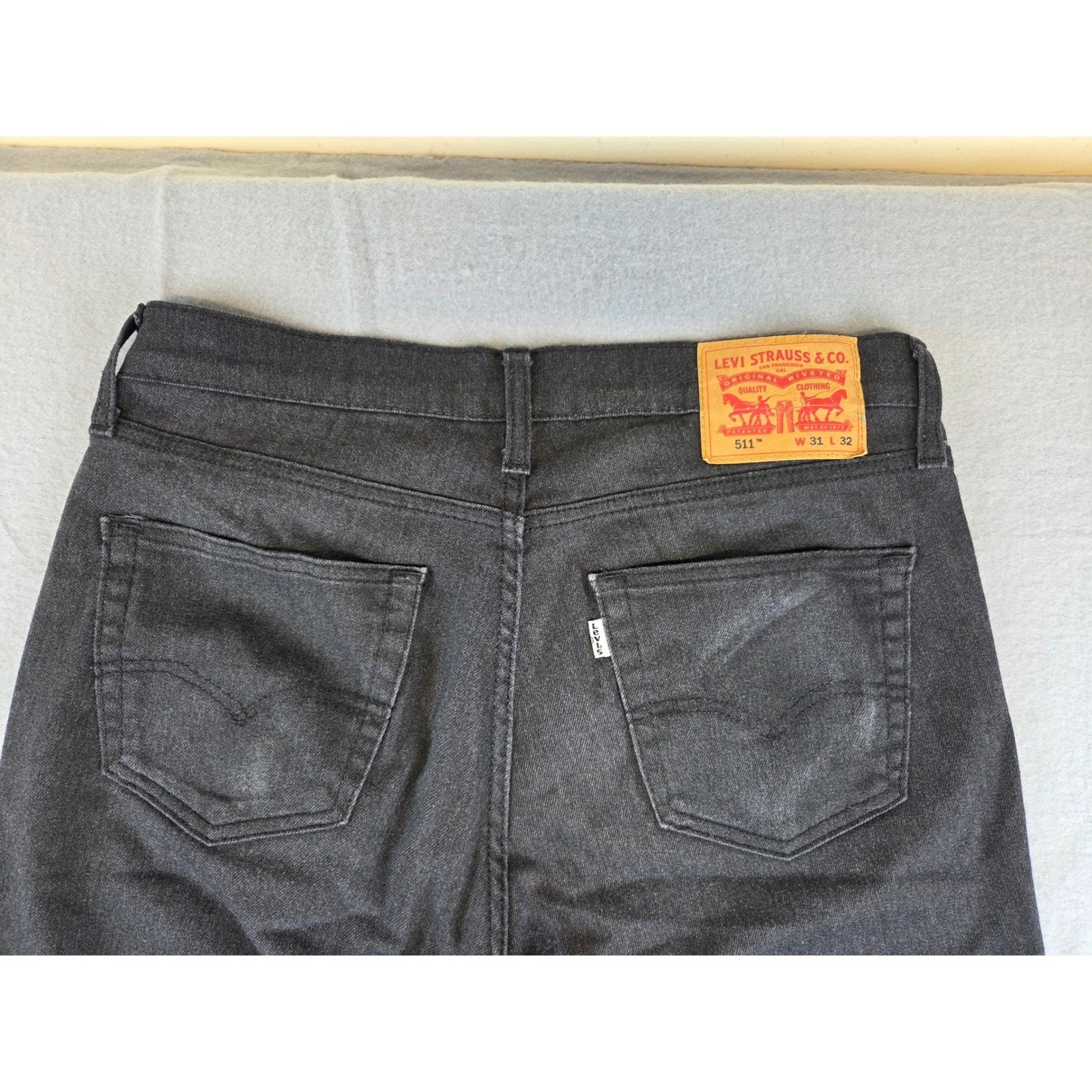 Levis 511 Slim Fit Mens 31×32 Dark Gray Charcoal Comfort Stretch Denim Pants