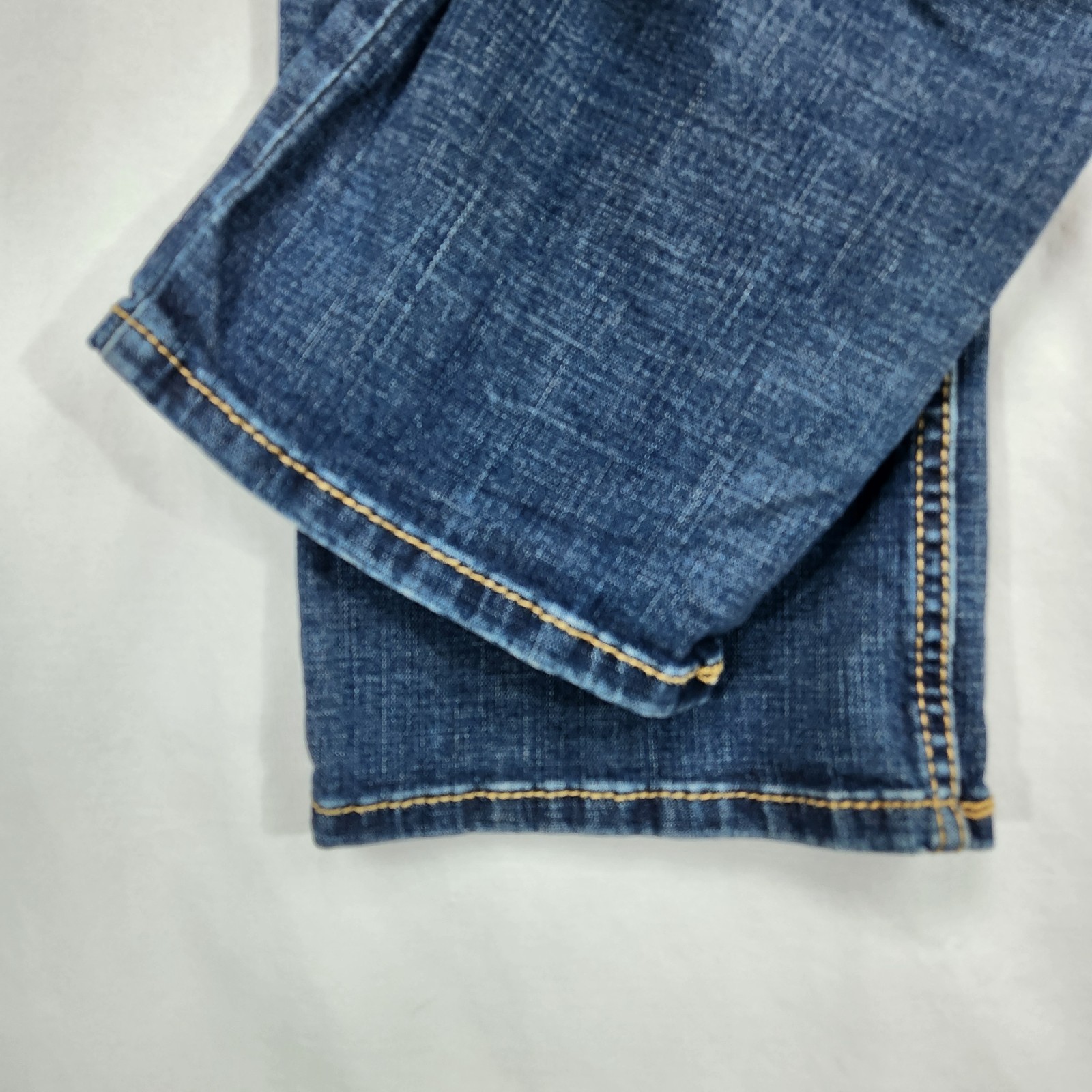 Wrangler Womens Bootcut Jeans Size 7×34 Blue Denim Mid Rise Western Y2K