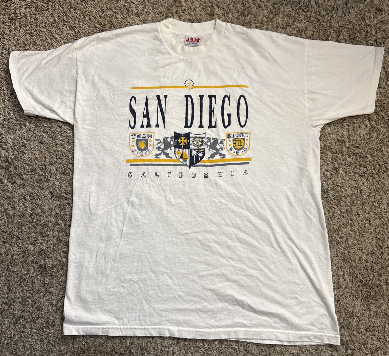 Vintage 90s San Diego California Spellout Crest T-shirt Single Stitch Made USA