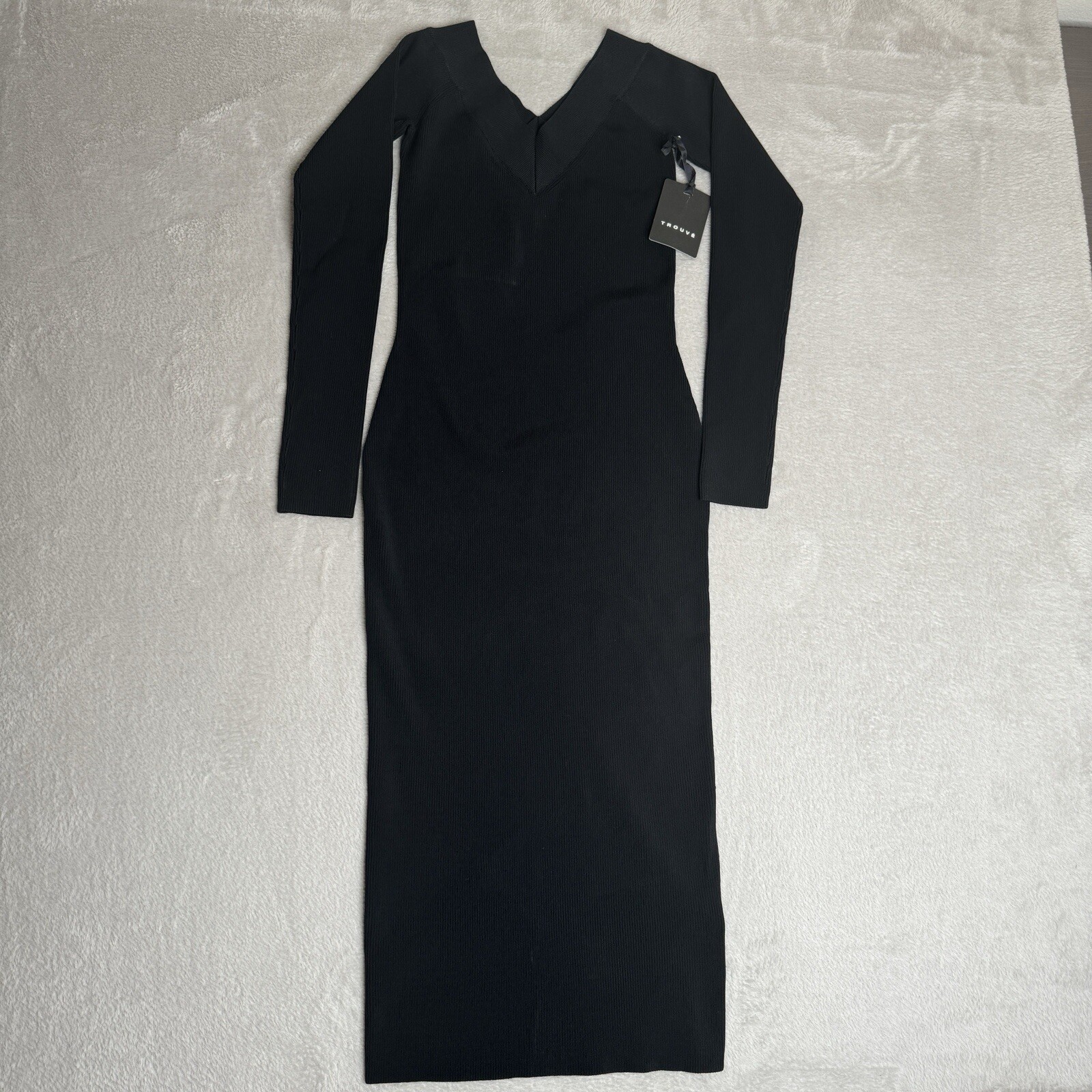 NWT Trouvé Nordstrom Women’s Full Body Dress Size Small Black V Neck