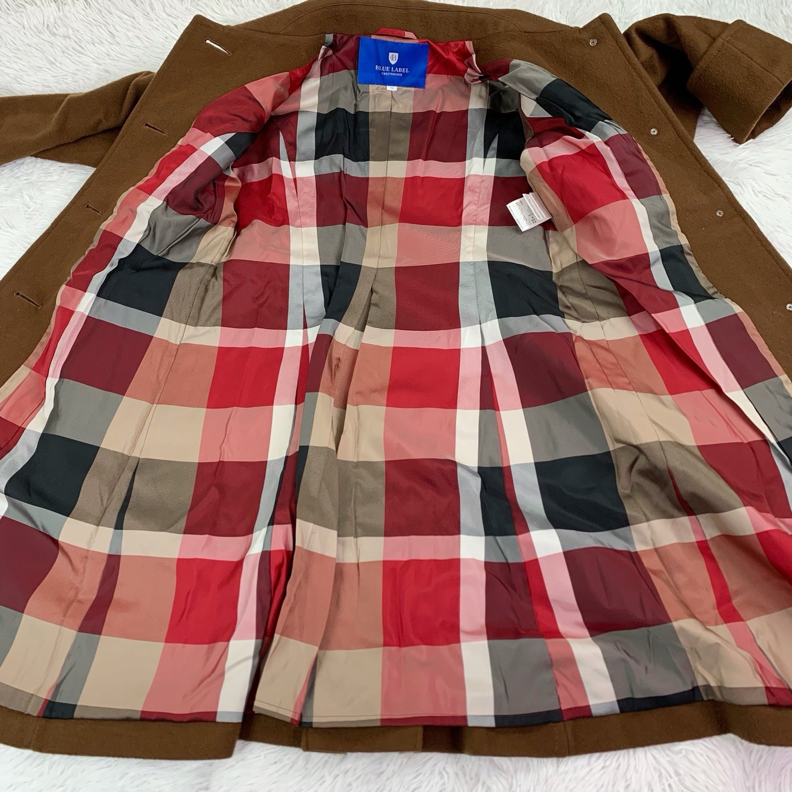 Blue Label Crestbridge size 38 long sleeve button front top coat plaid lining