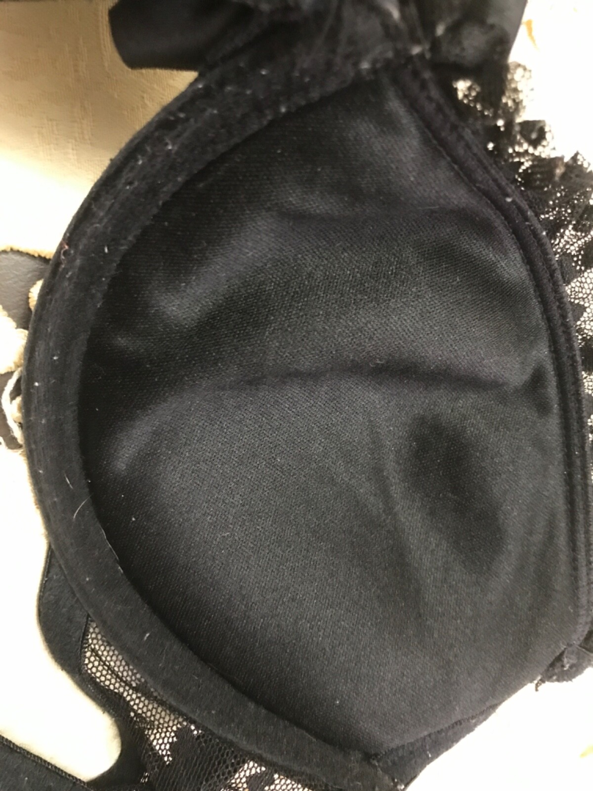 Bra Unbrandedd Size us 32b it2b eu70b padedd underwired black