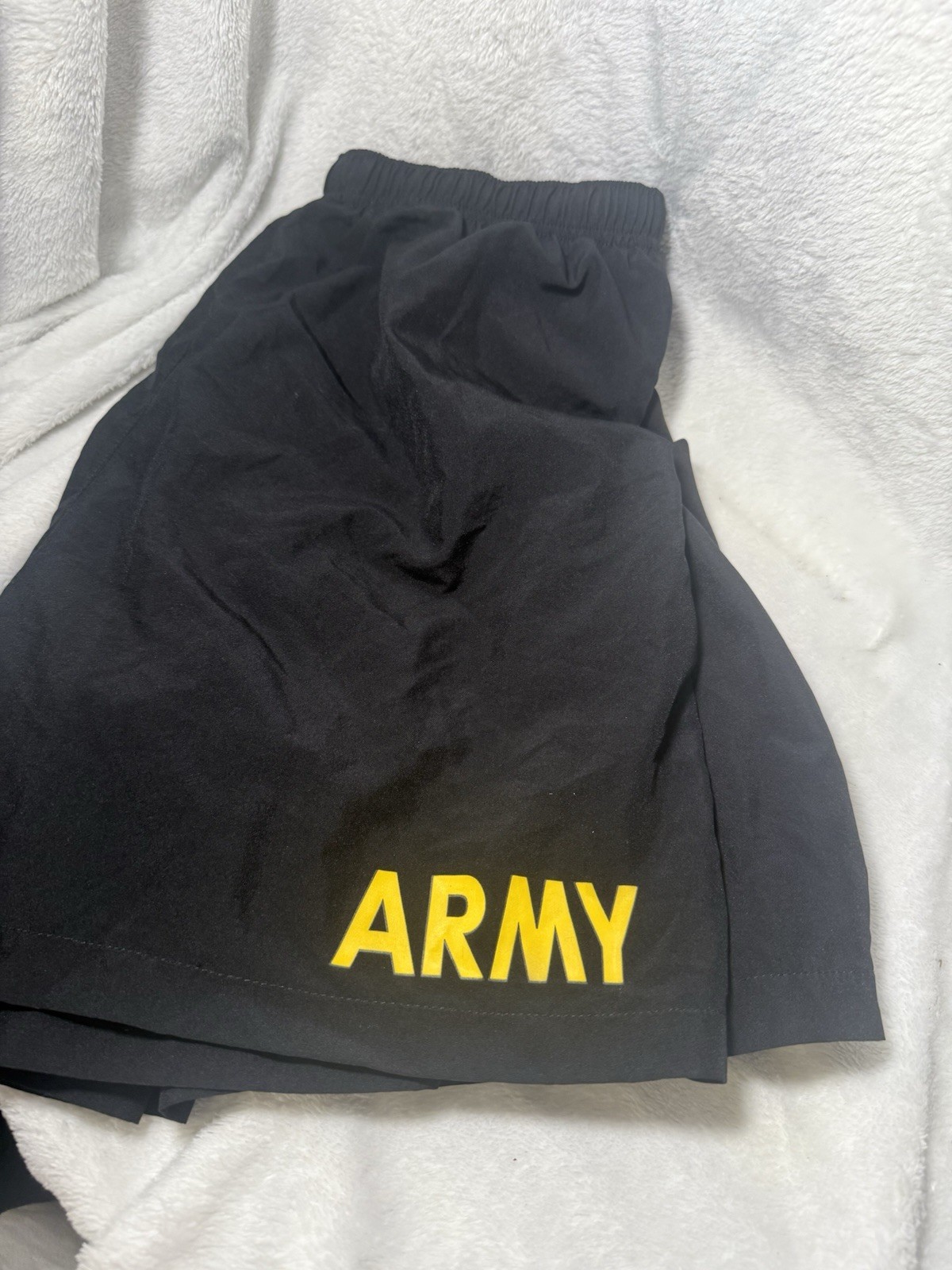APFU US Army Men’s Athletic Set, Medium 7in Inseam Black Drawstring