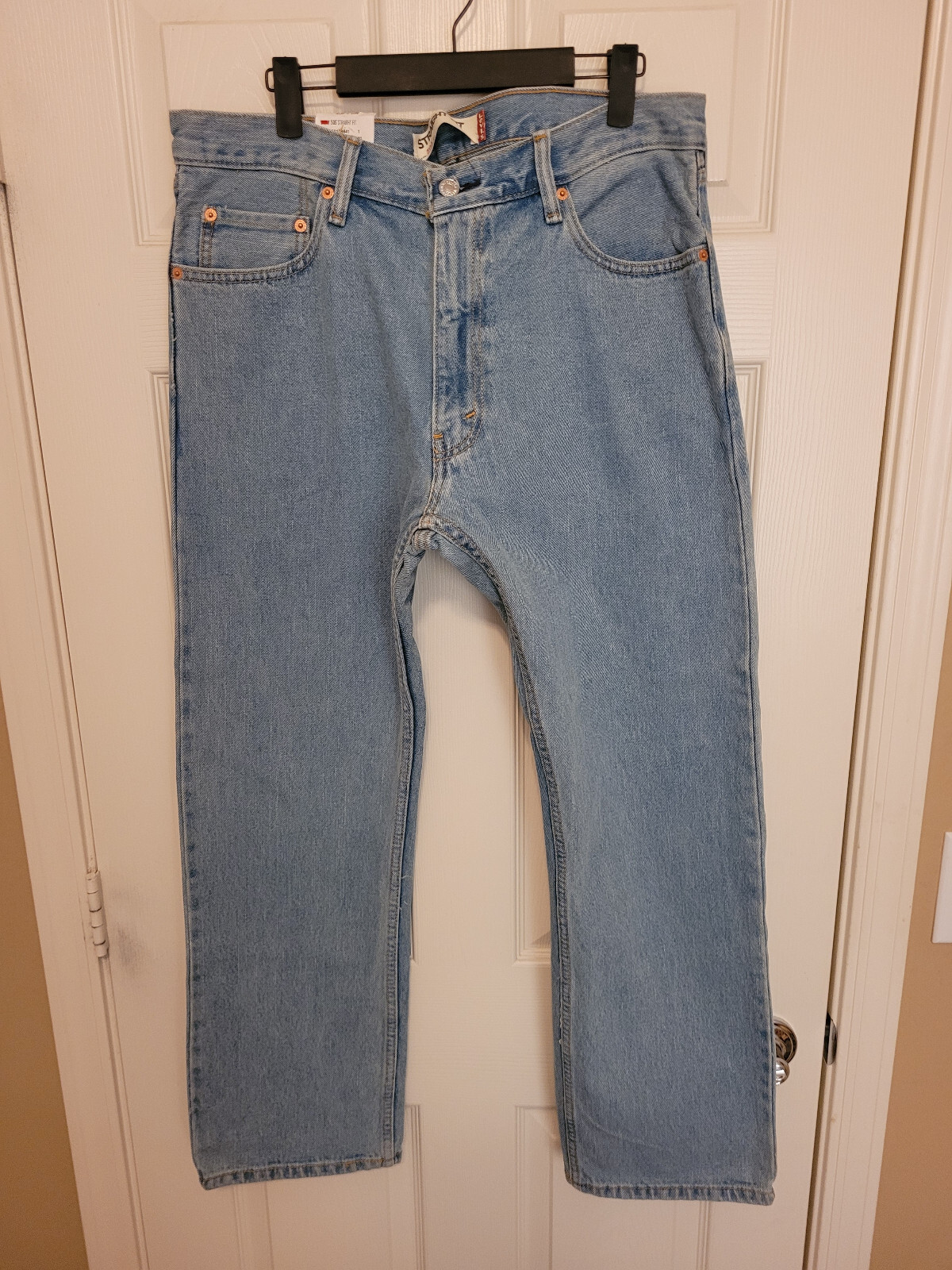 Levi’s Men’s 505 Regular Fit Straight Blue Jeans Light Wash 36×30 NWT Cotton