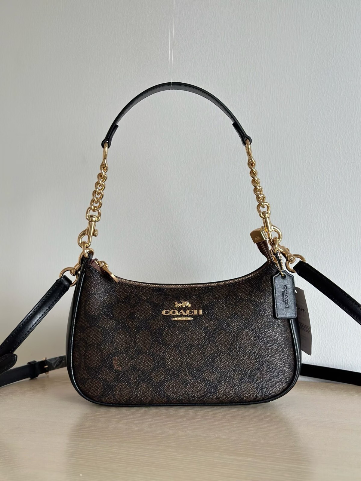New Coach Teri CV933 Shoulder Bag Signature Canvas Purse Crossbody bag Brown
