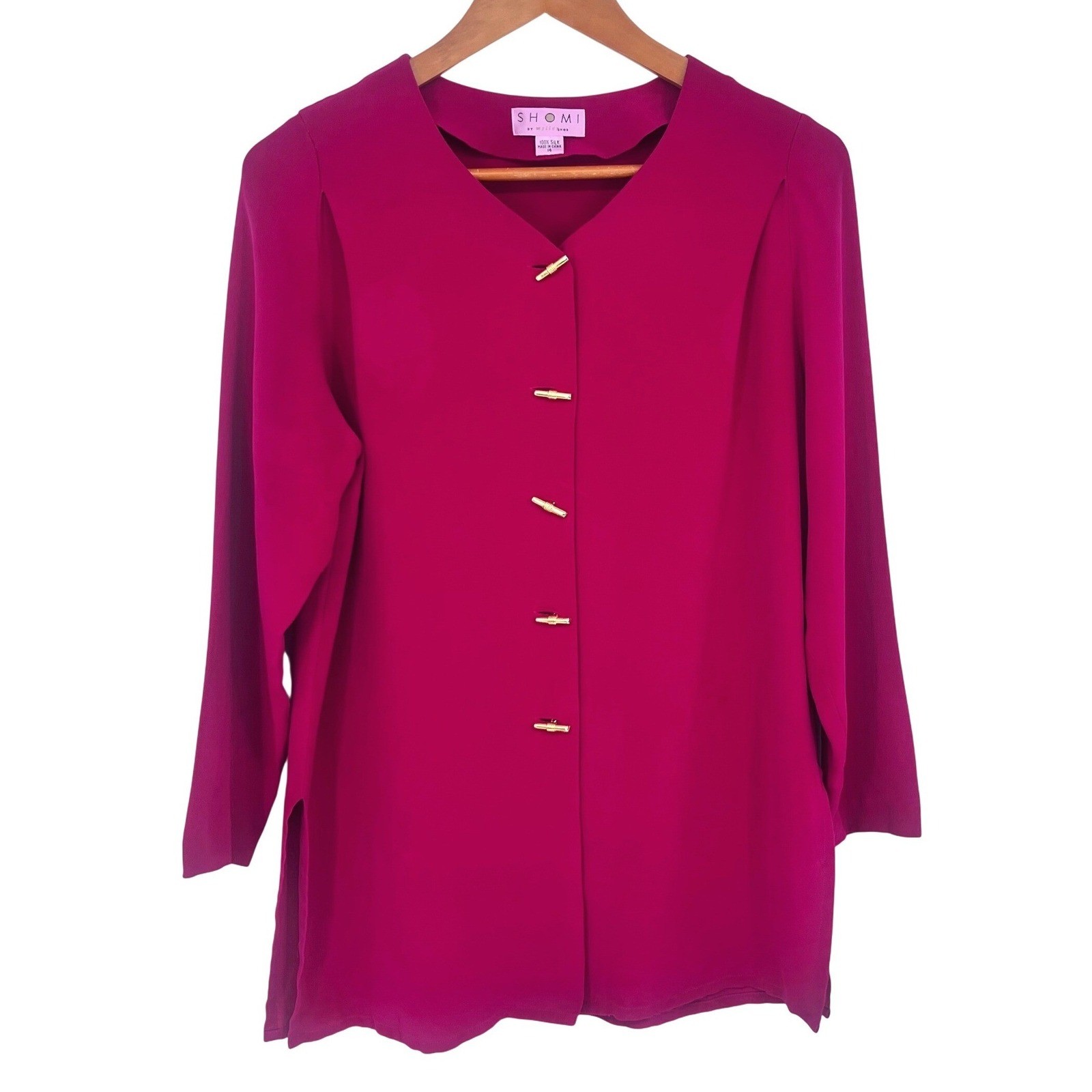 Vintage Shomi Silk Blouse Womens 14 Magenta Pink Gold Toggle Button V-Neck