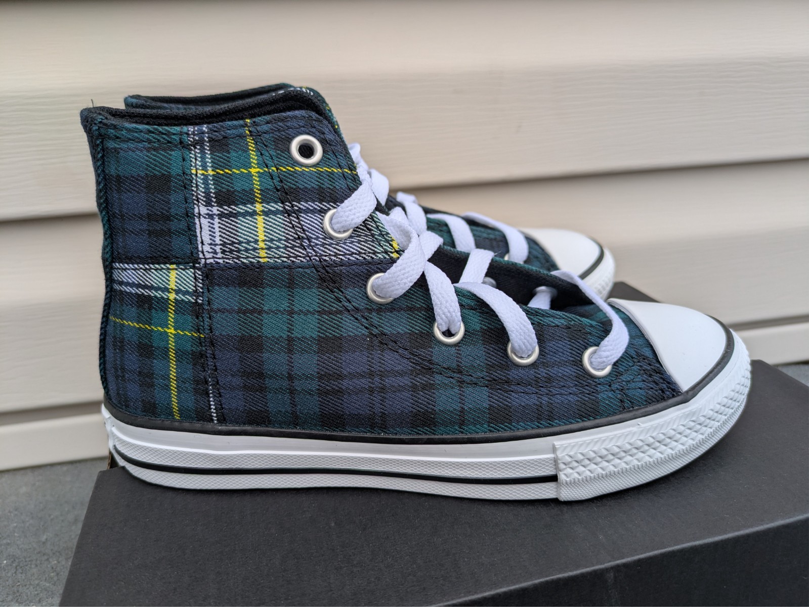 Converse Chuck Taylor All Star Hi Top Green Tartan Plaid Sneakers sz 1 Y New