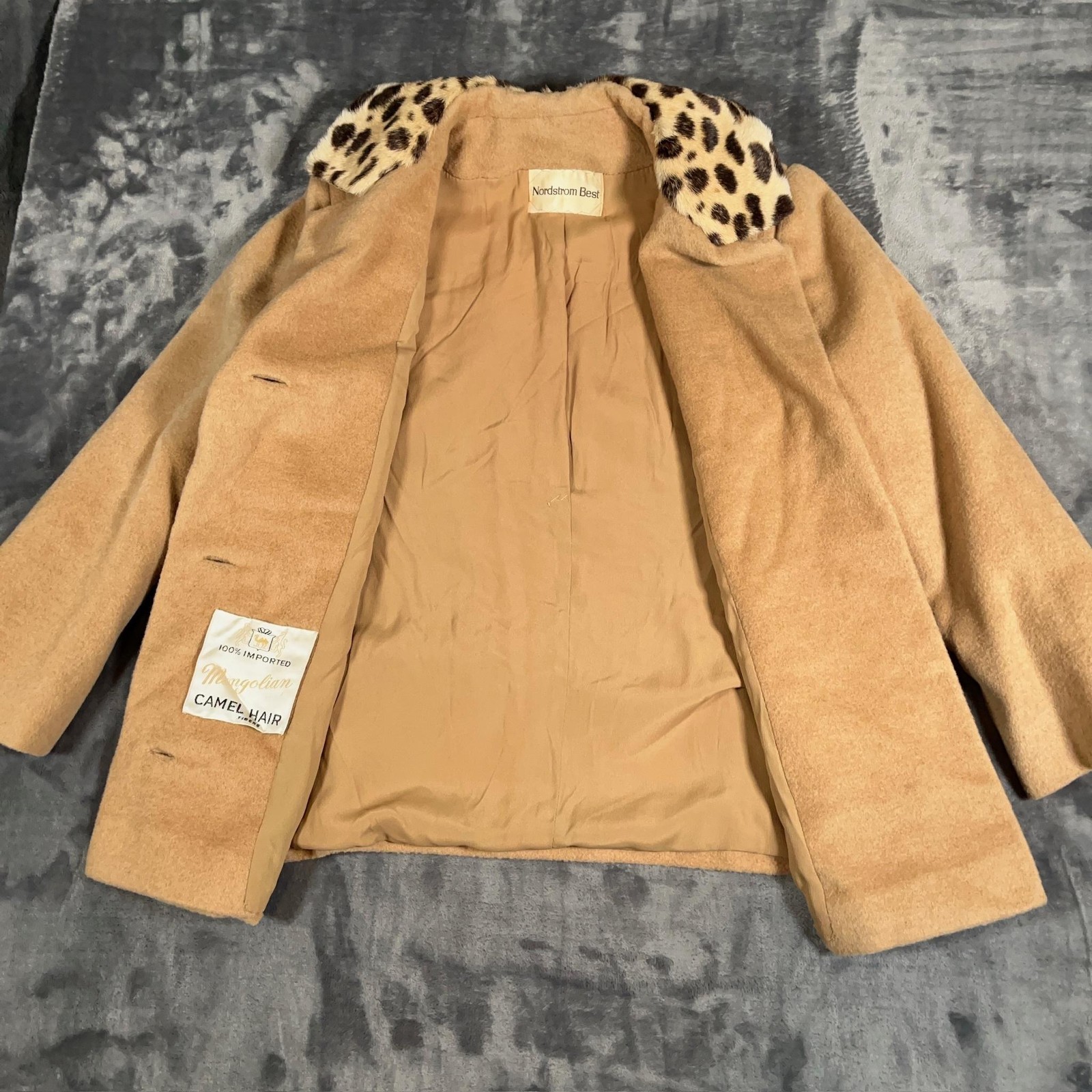 True Vintage Nordstrom Coat Womens Medium Camel Hair Leopard Collar Peacoat 60s
