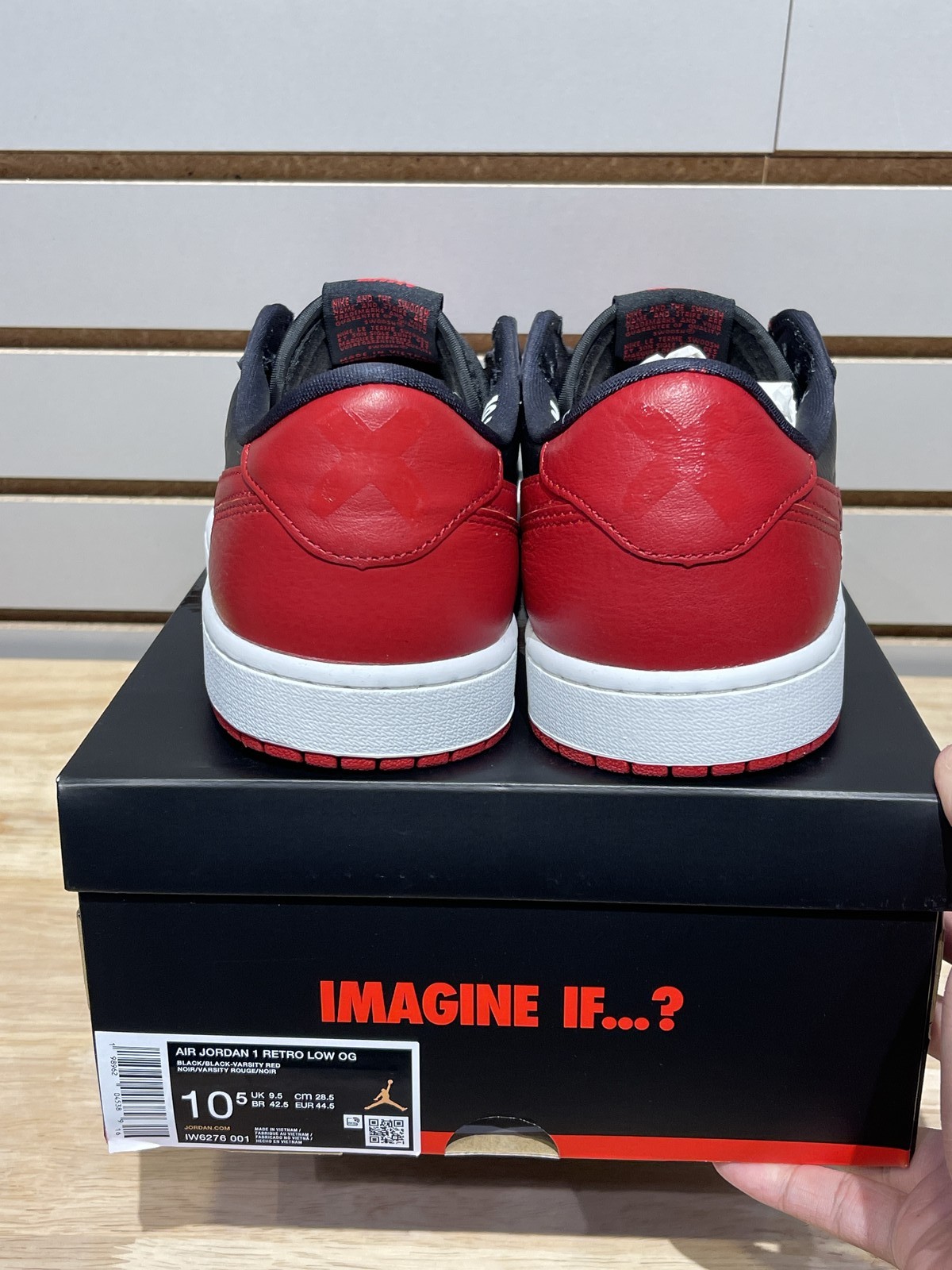 Size 10.5M/12W – Jordan 1 Retro Low OG Banned Sz 10.5M IW6276-001