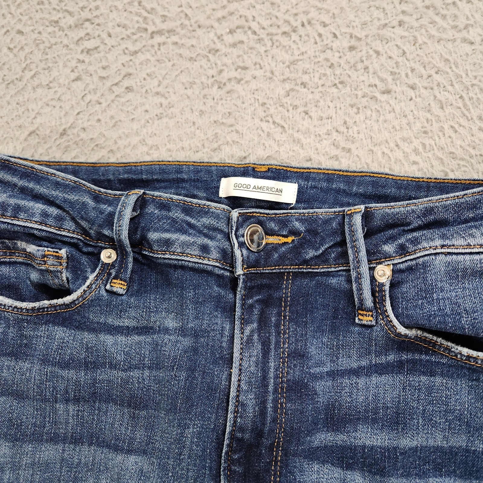 Good American Jeans Womens Size 10/30 Blue Denim Straight Stripes Raw Frayed Hem